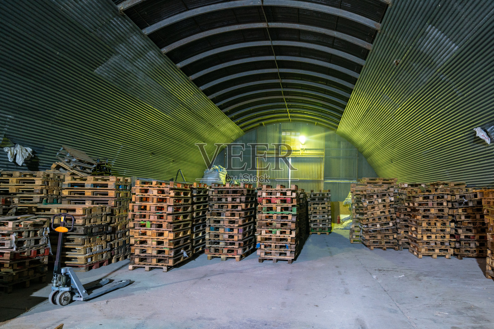 托盘存储照片摄影图片