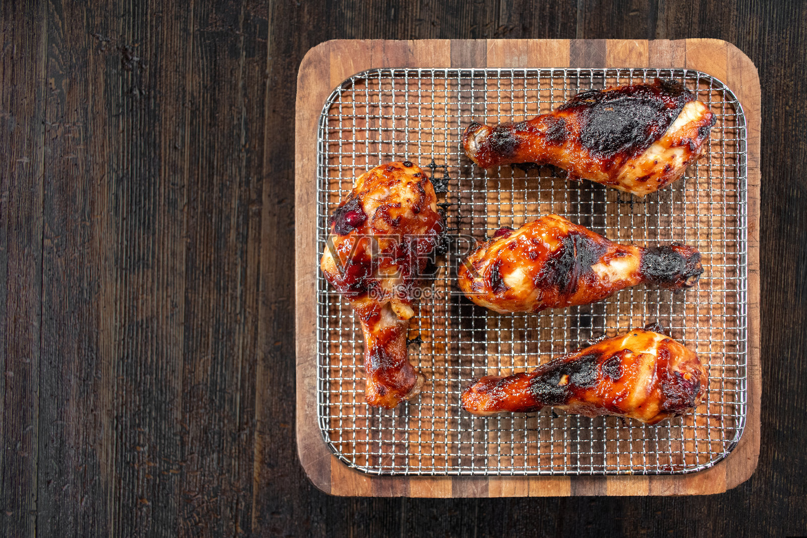 气炸烤鸡腿配釉照片摄影图片