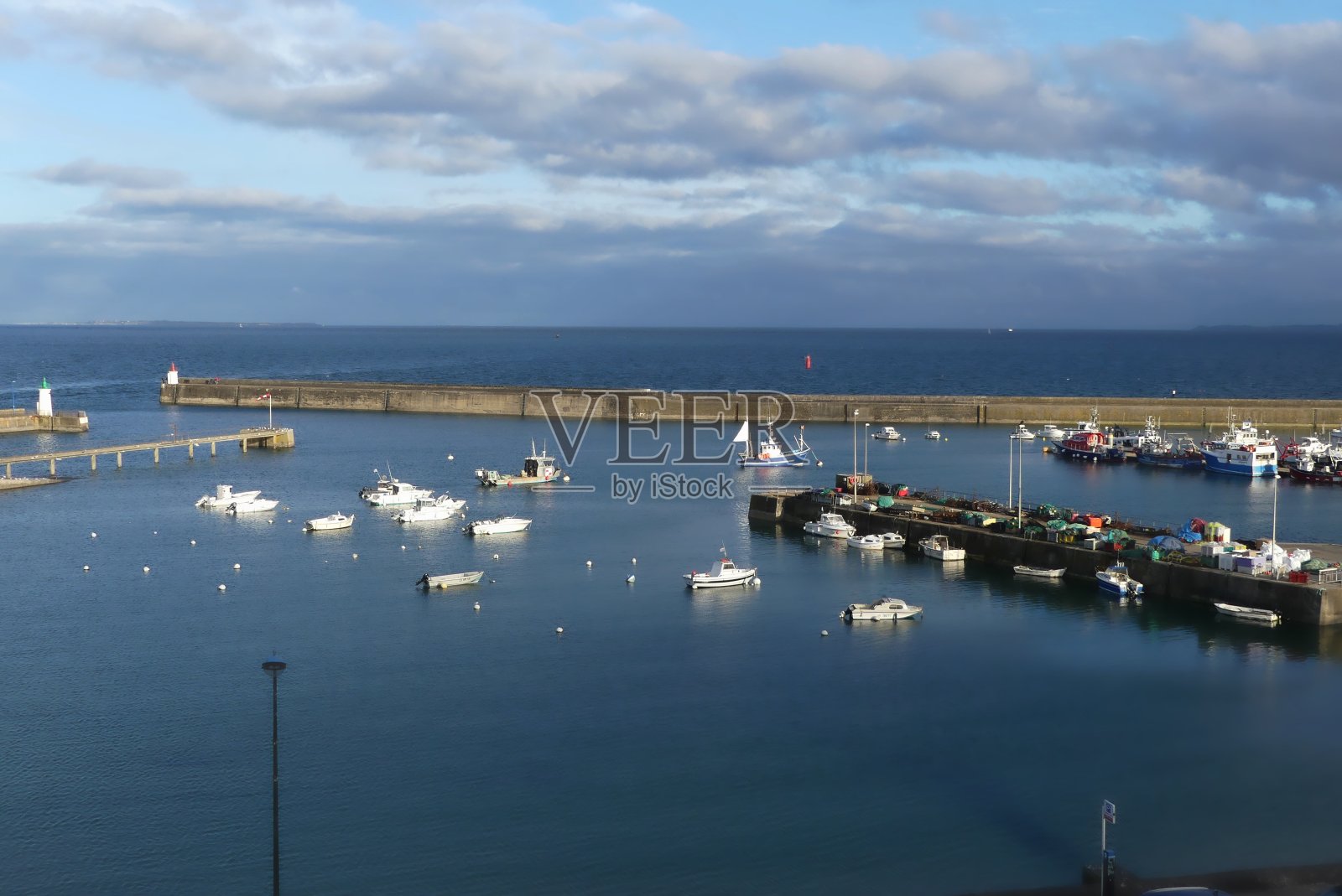 雨后的玛利亚港照片摄影图片