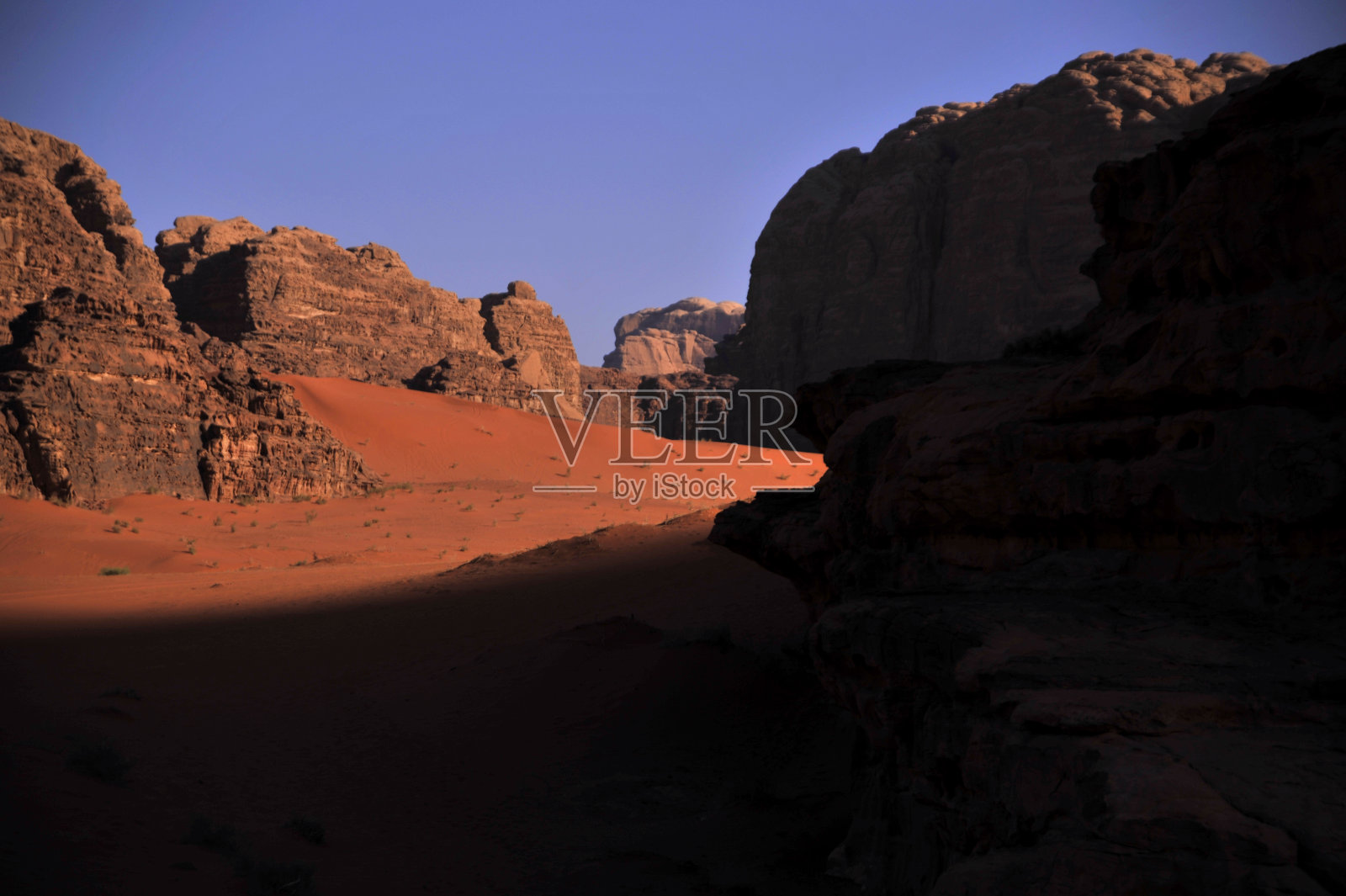 瓦迪拉姆的阴影照片摄影图片