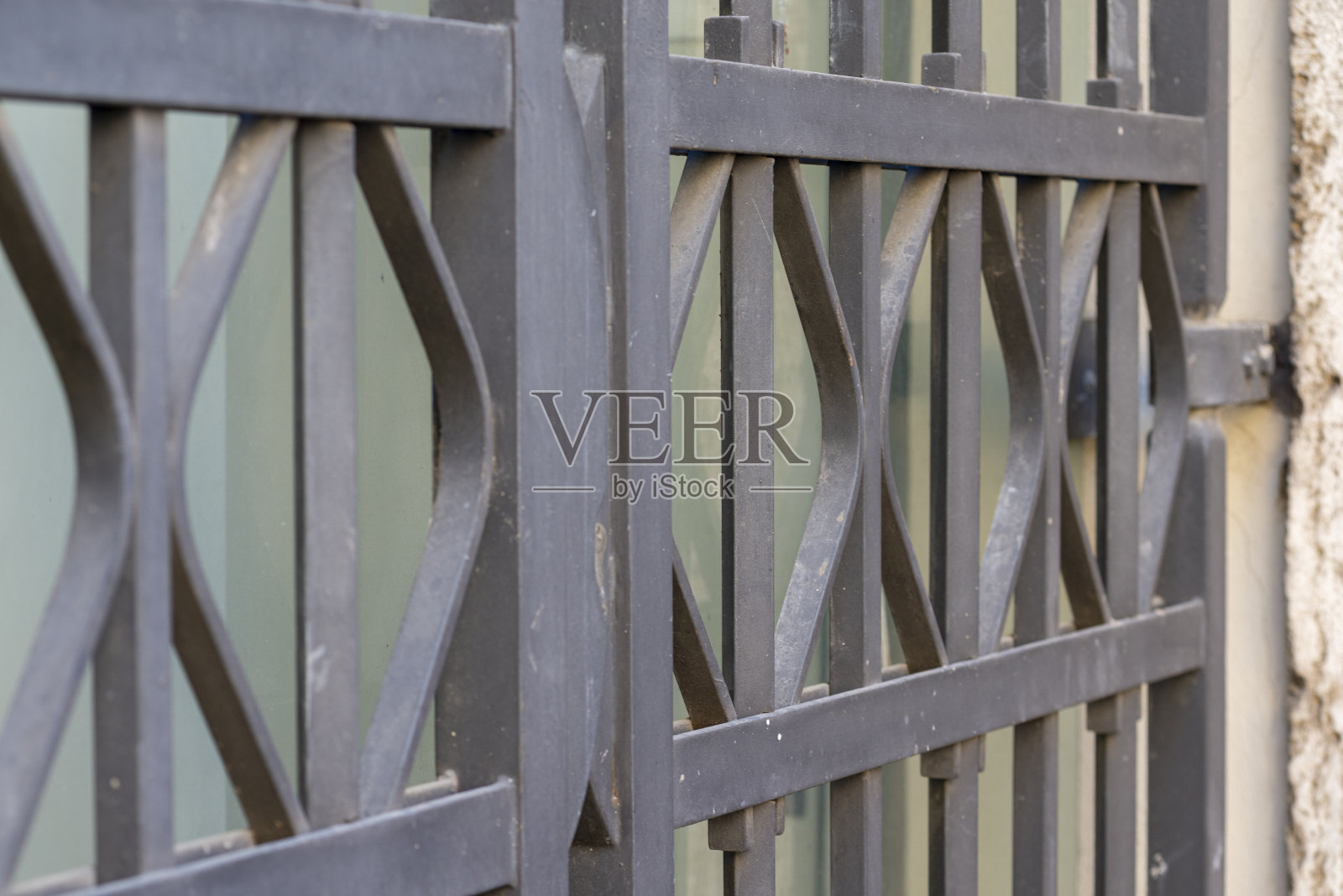 商店的铁门照片摄影图片