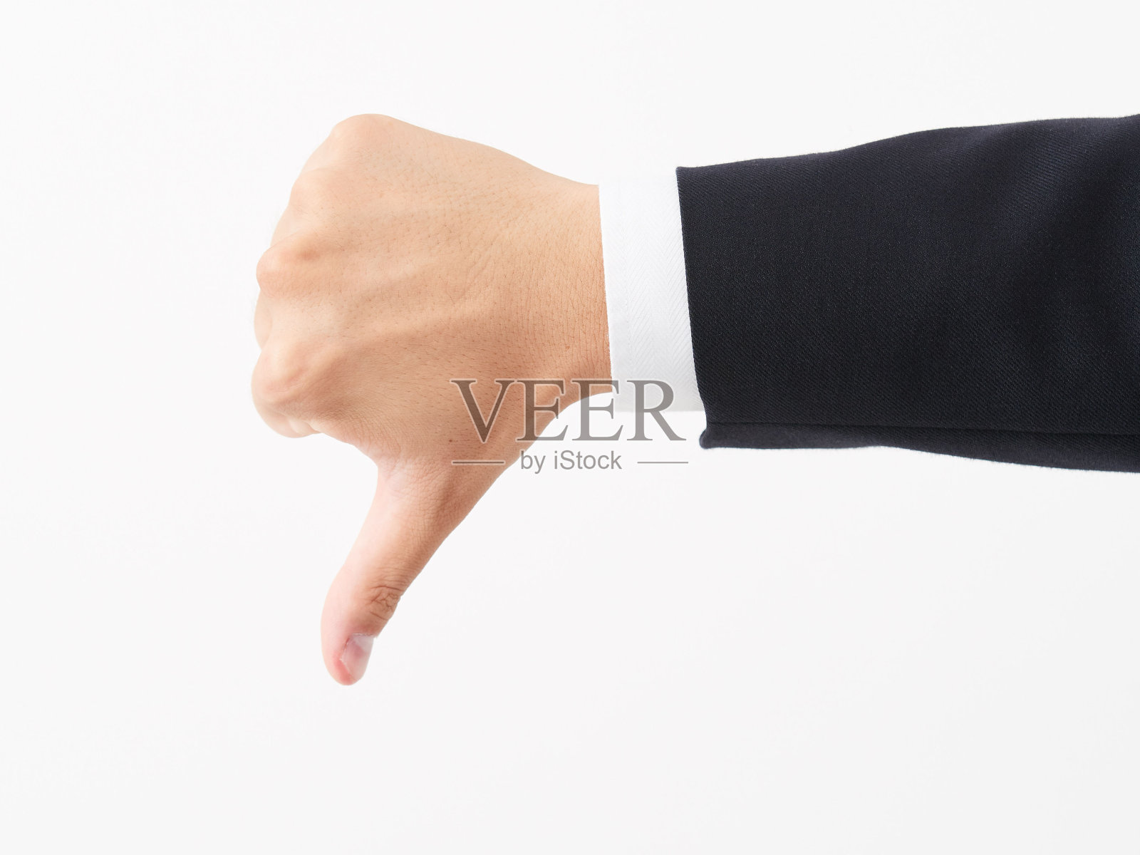 日本男性商人给出了一个好的信号照片摄影图片