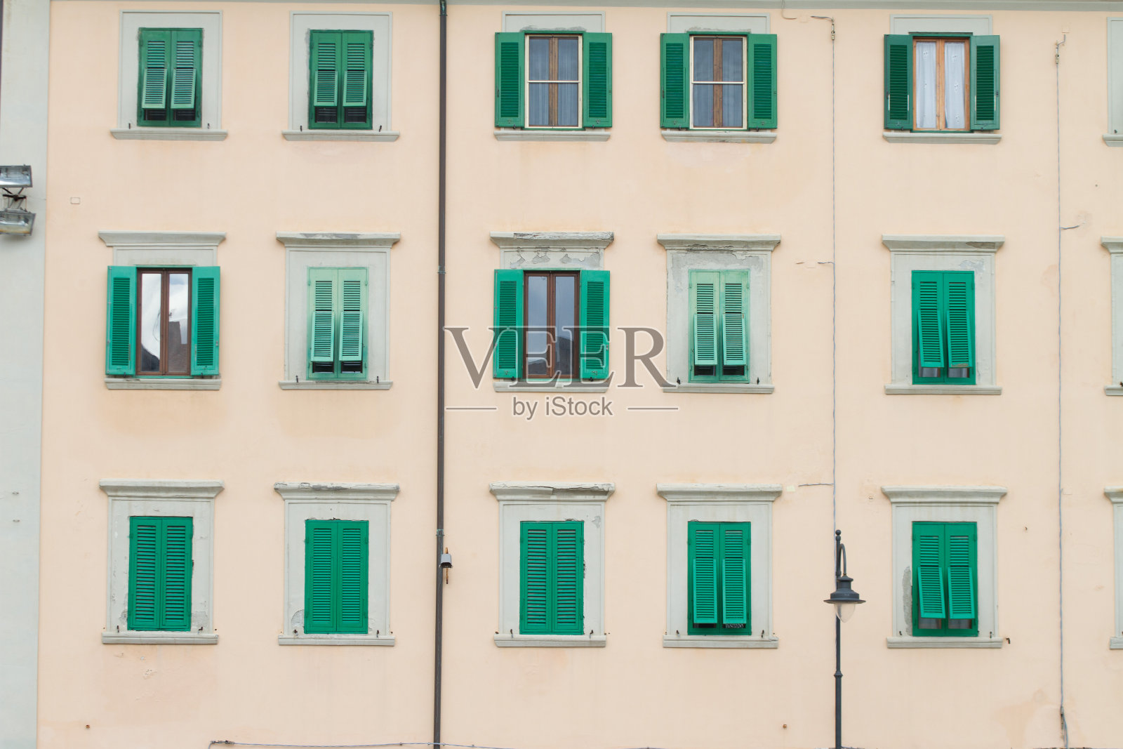 意大利托斯卡纳西海岸利古里亚海利沃诺的房屋照片摄影图片