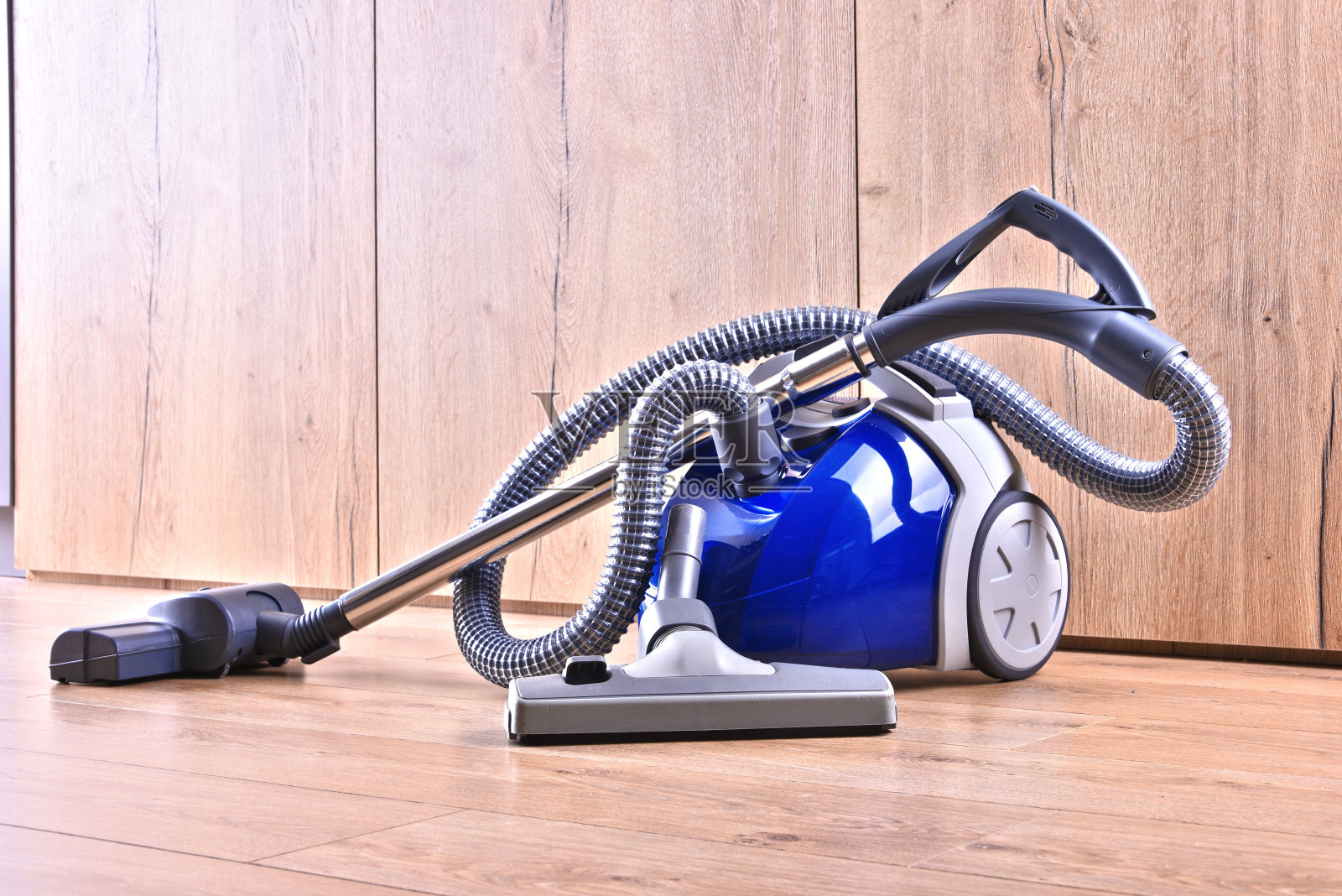 用于家庭地板的真空吸尘器照片摄影图片