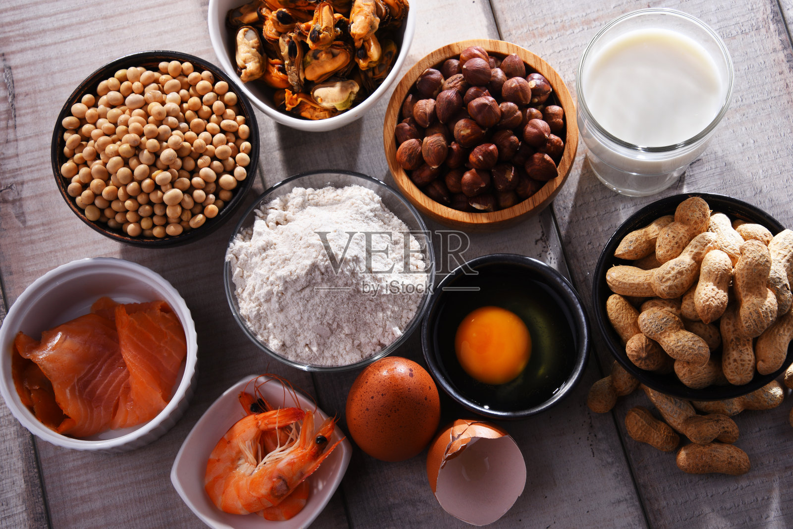 与常见食物过敏原组成照片摄影图片