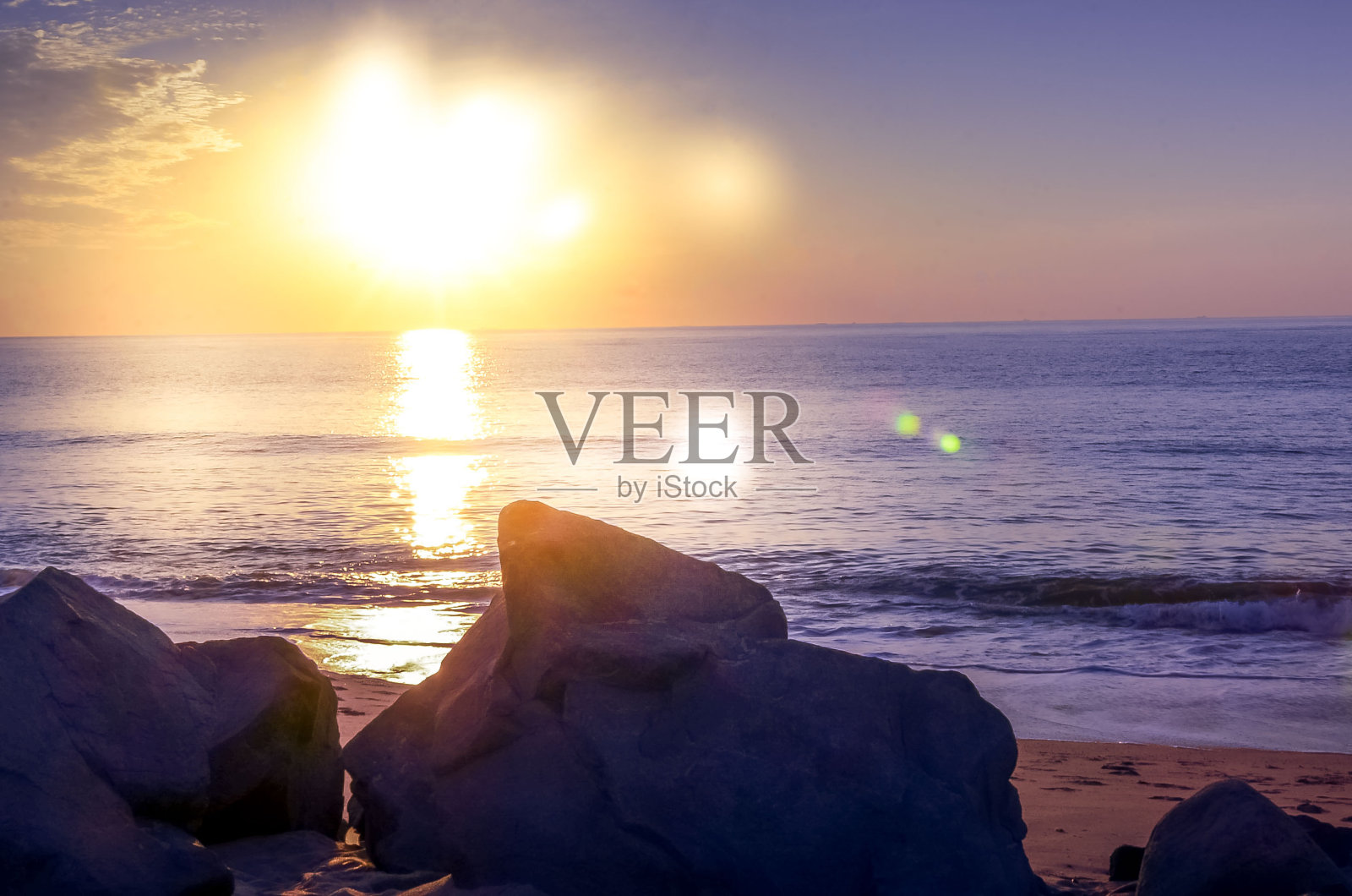 海面上的日出照片摄影图片