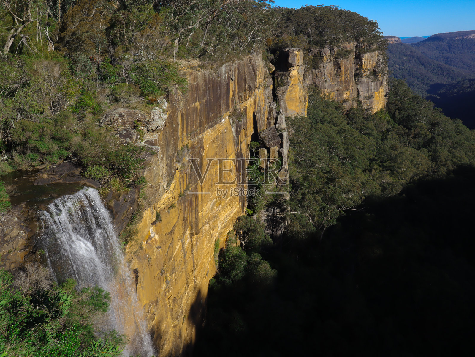 澳大利亚南部高地的菲茨罗伊瀑布照片摄影图片