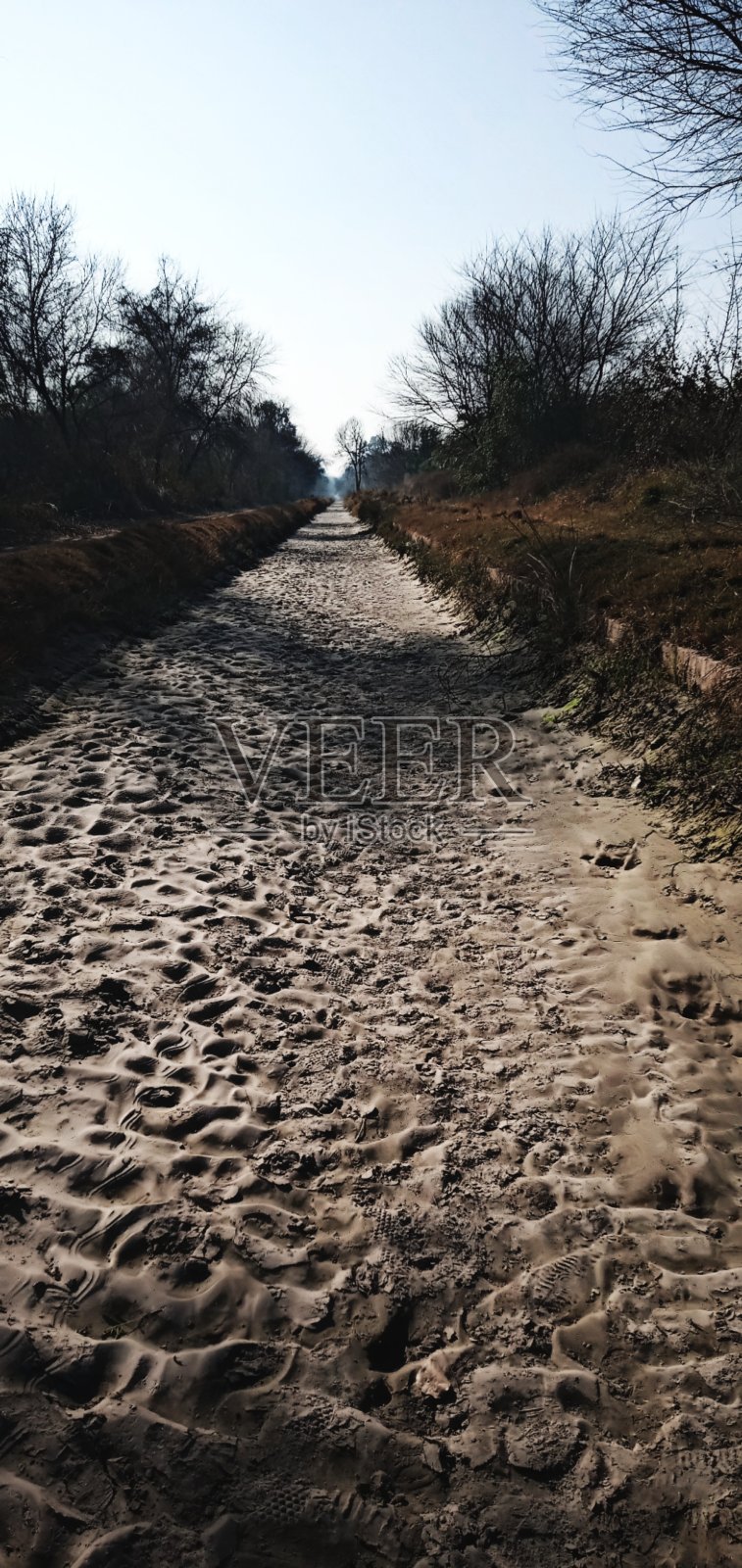 干涸的湖照片摄影图片