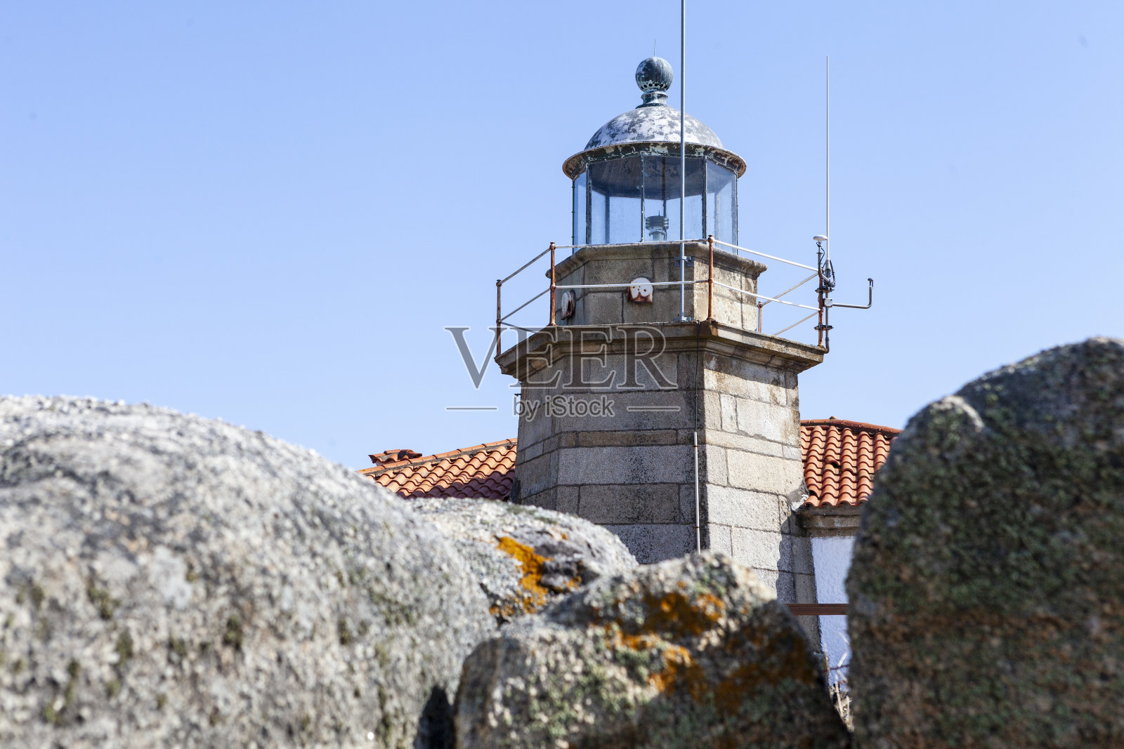 西班牙加利西亚岛的蓬塔卡巴洛灯塔照片摄影图片