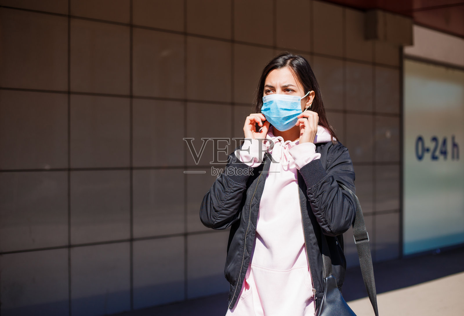 如何在新冠肺炎大流行期间安全购物照片摄影图片