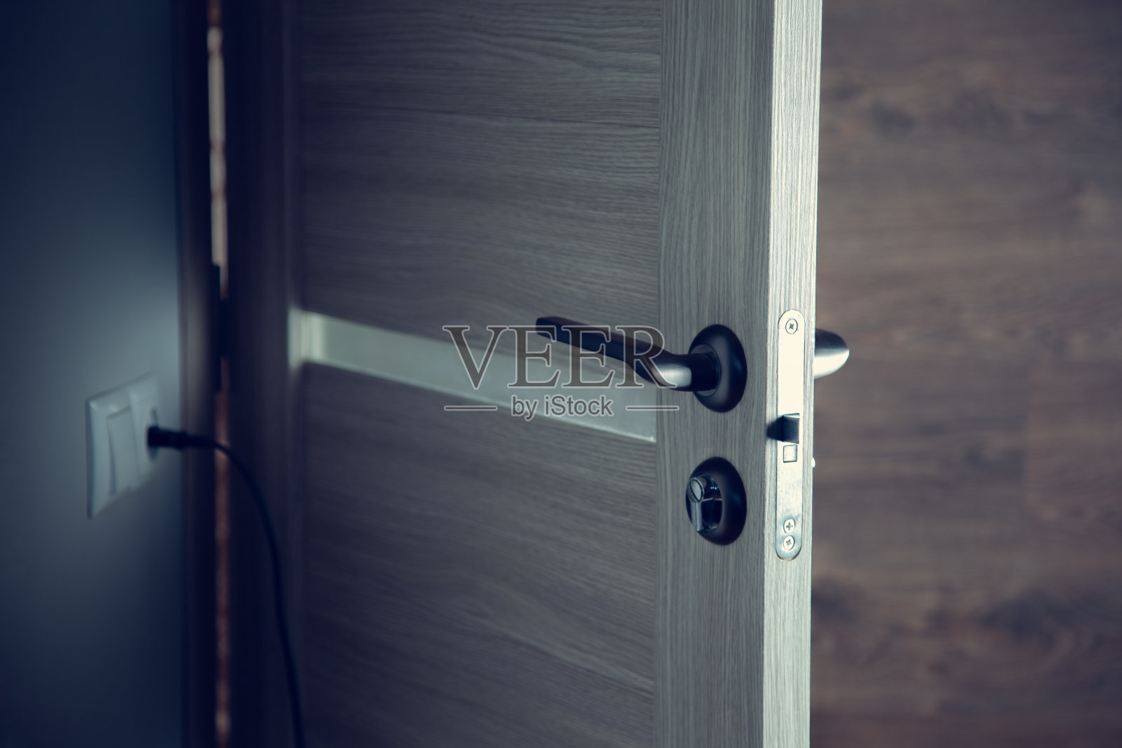 房子里的木门照片摄影图片