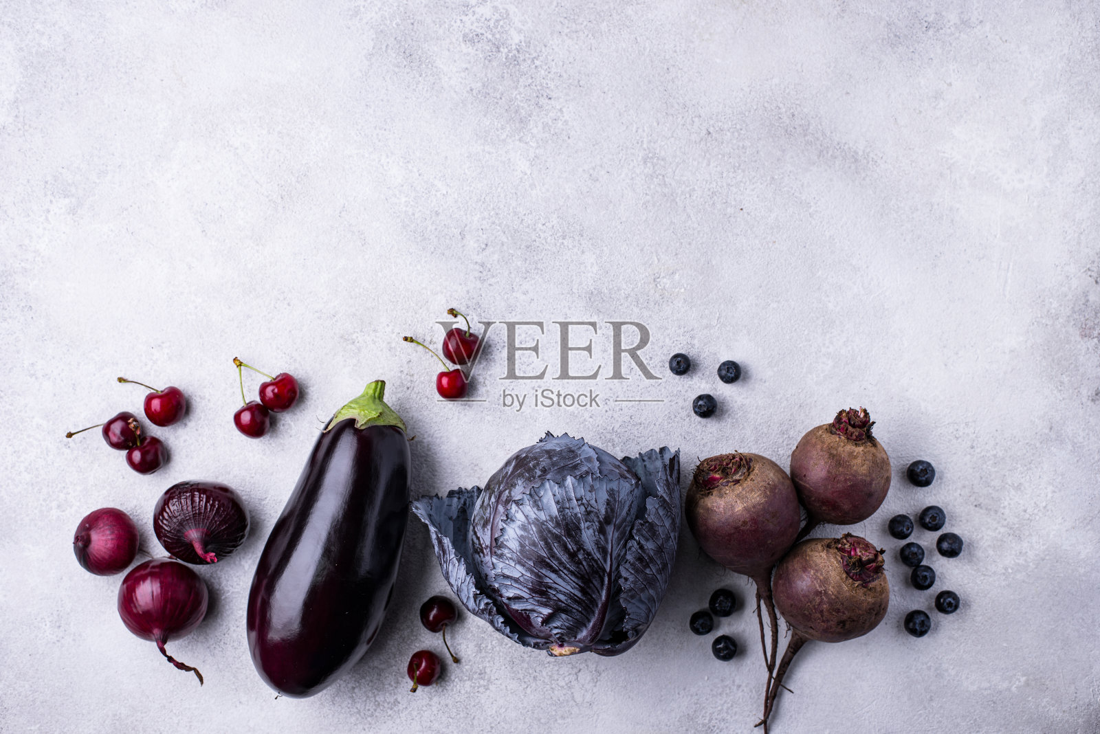 各种紫色蔬菜和浆果照片摄影图片