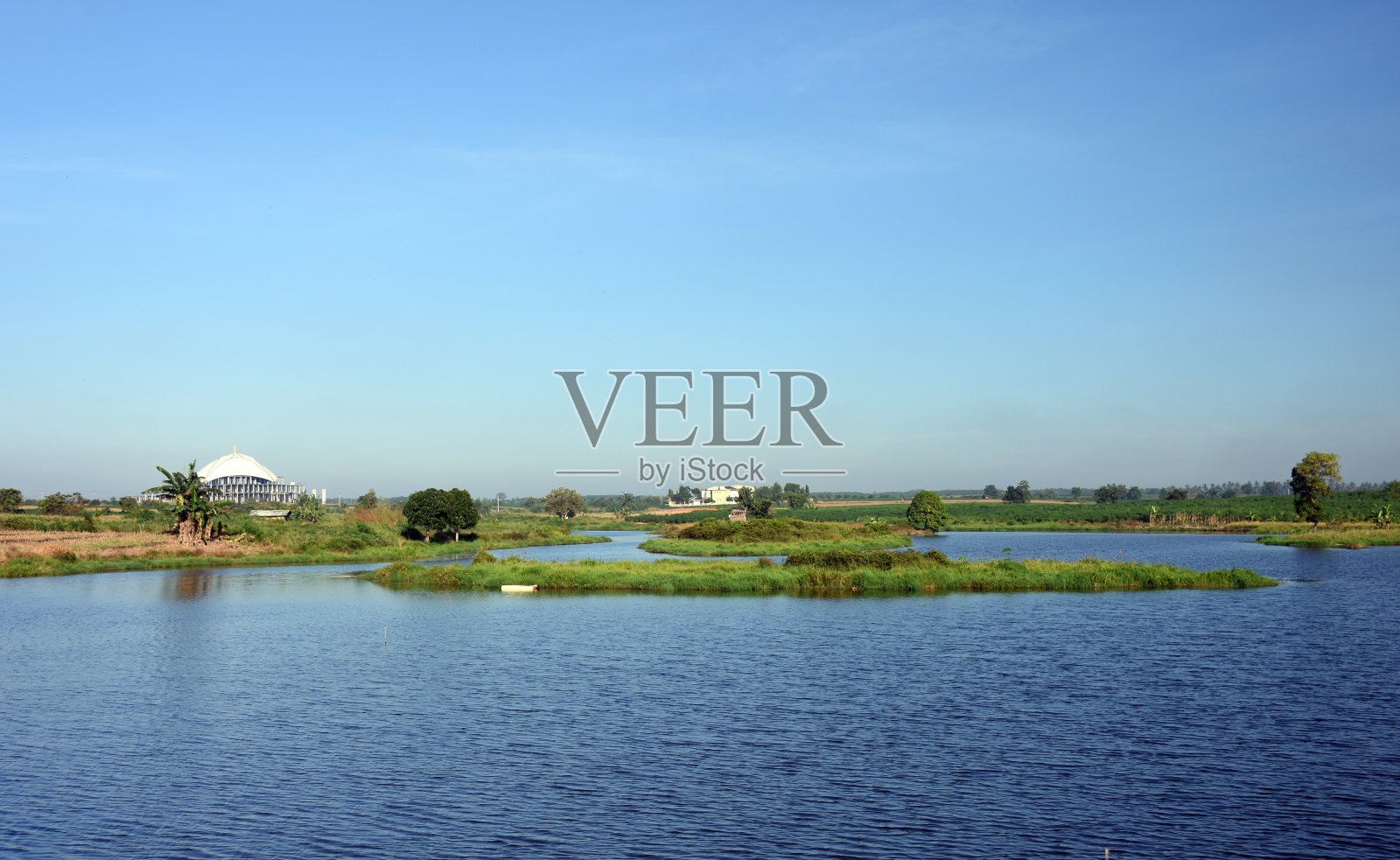 小湖照片摄影图片