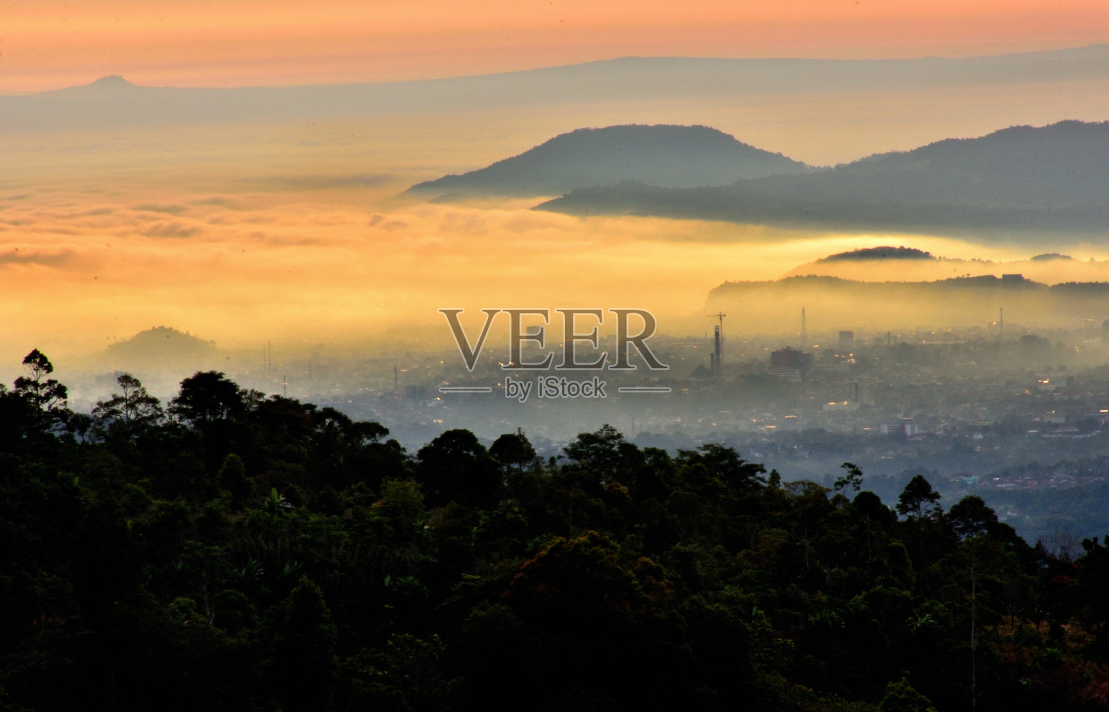早上在四蓬滨堂照片摄影图片