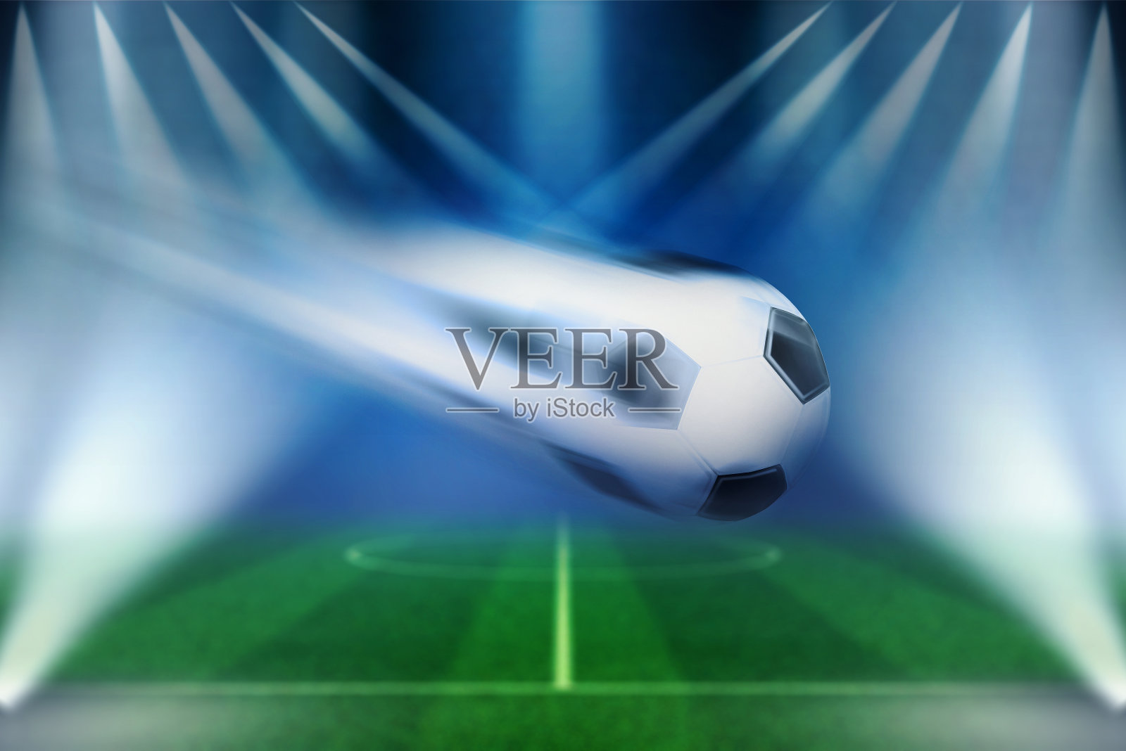 灯光明亮的足球场。球场上有一个运动中的球，球场上有明亮的泛光灯和闪光灯。三维演示照片摄影图片