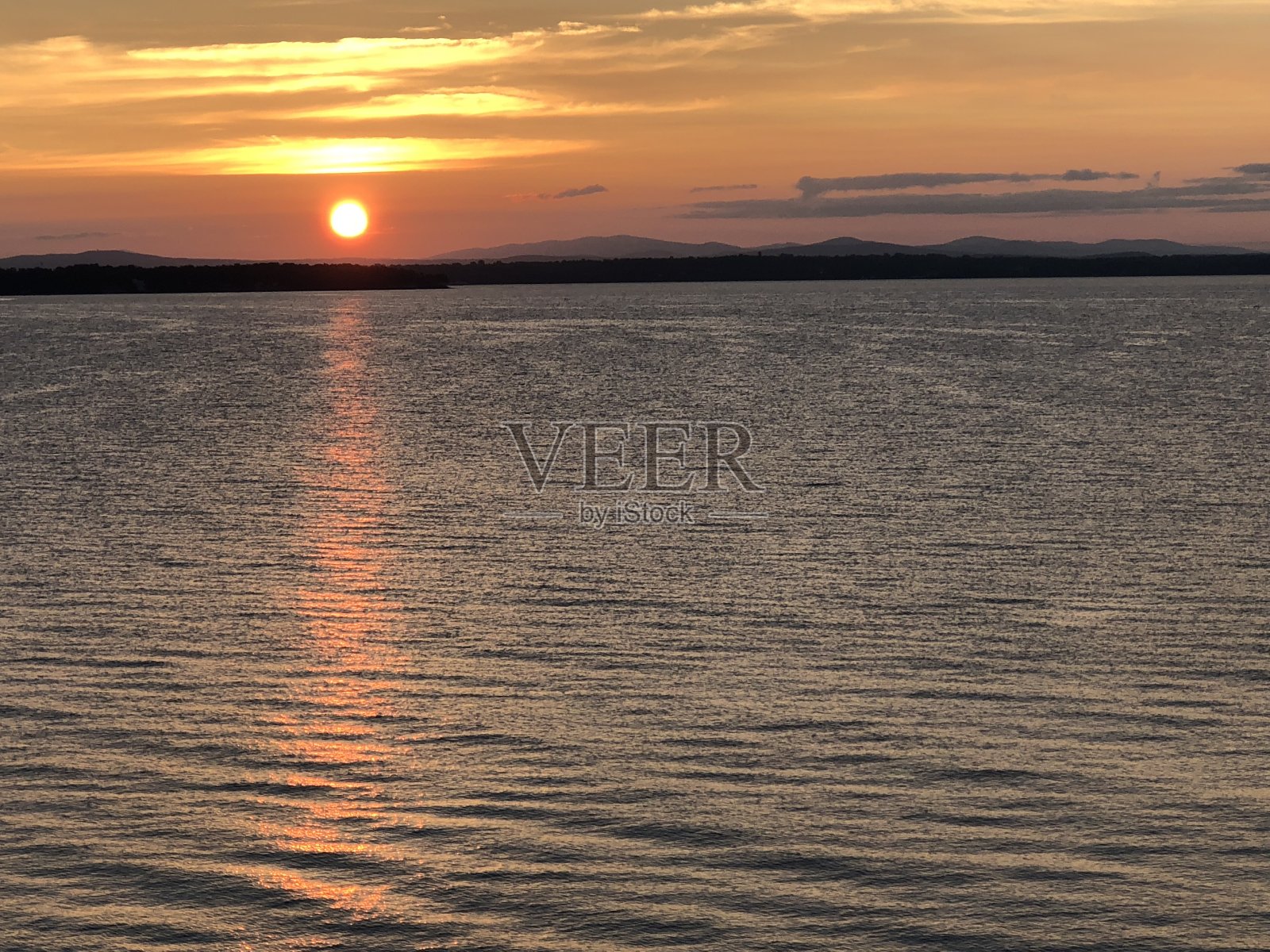 橙色的光芒照片摄影图片