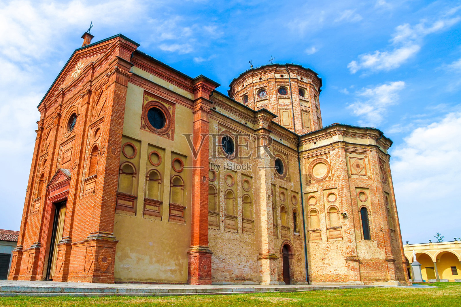 意大利历史悠久的教堂照片摄影图片