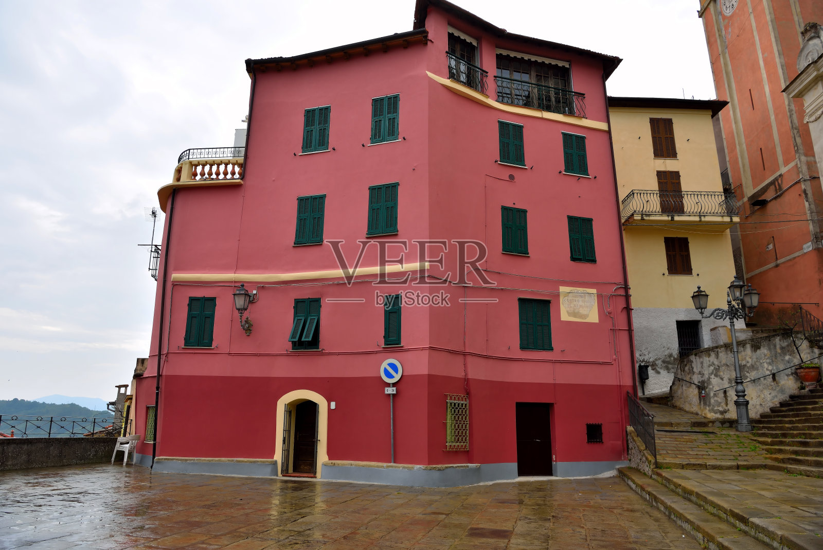 佩拉尔多征服了意大利照片摄影图片