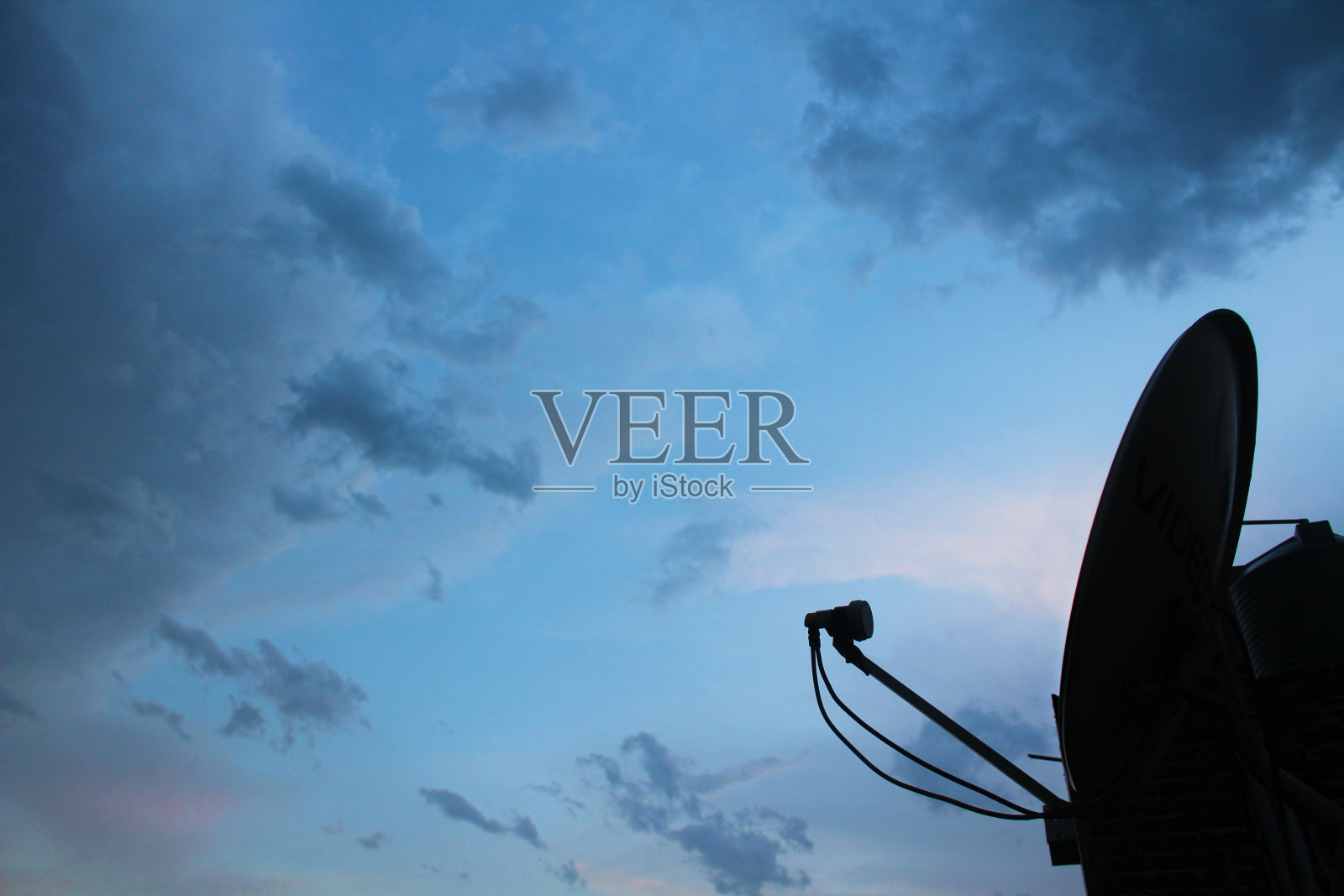 美丽的下雨的云照片摄影图片