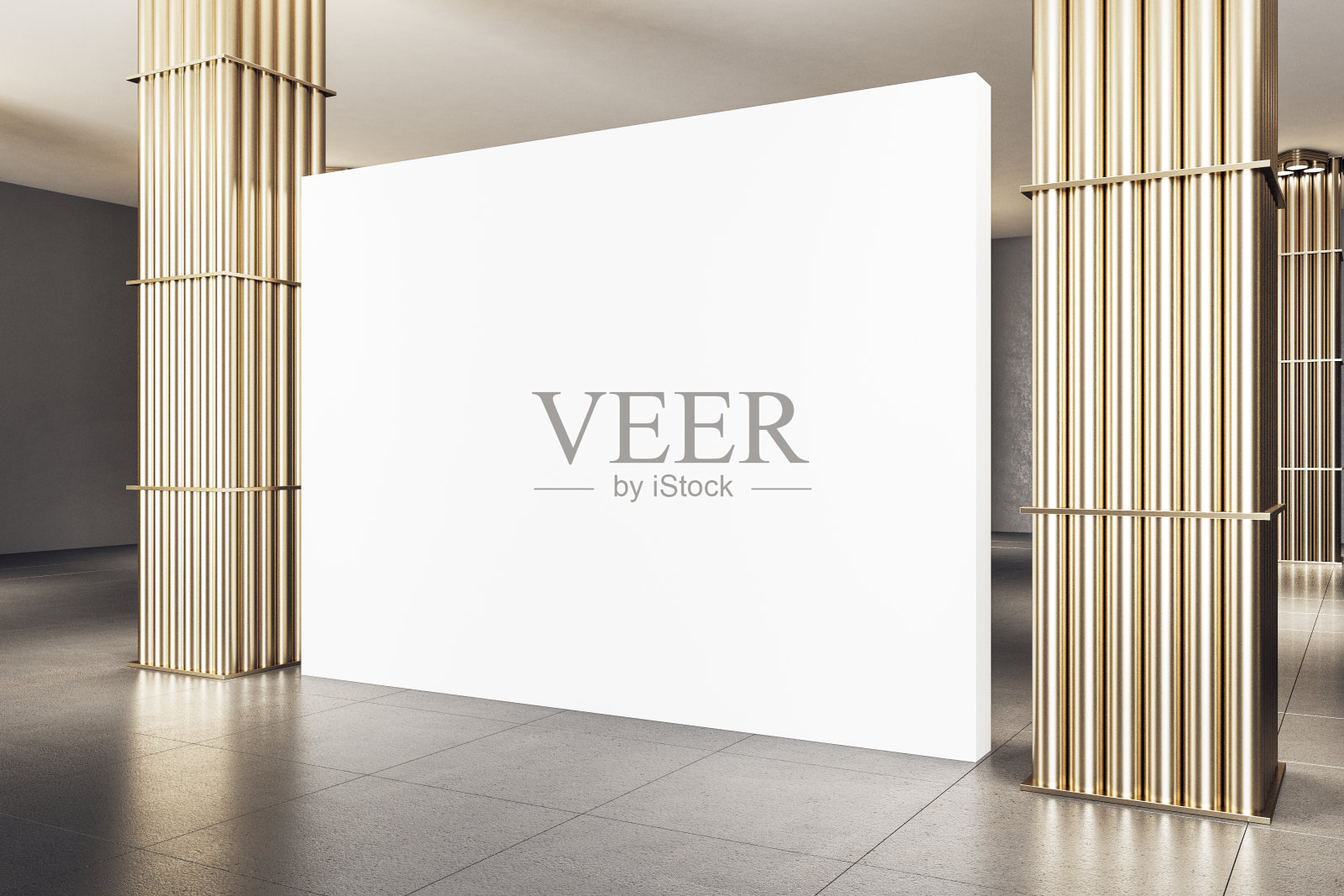 展览室内采用金色管柱和空白横幅照片摄影图片