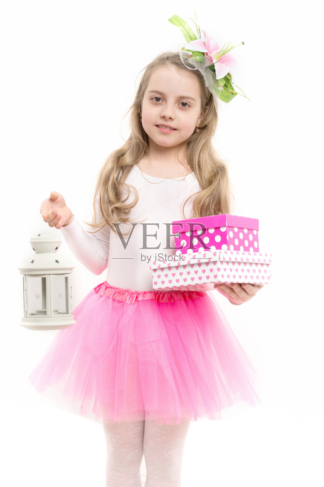 的童年和快乐。照片摄影图片