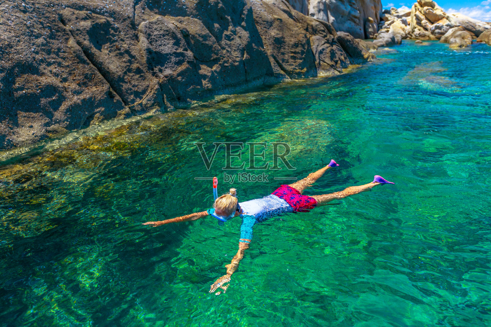 厄尔巴岛桑特'Andrea浮潜照片摄影图片