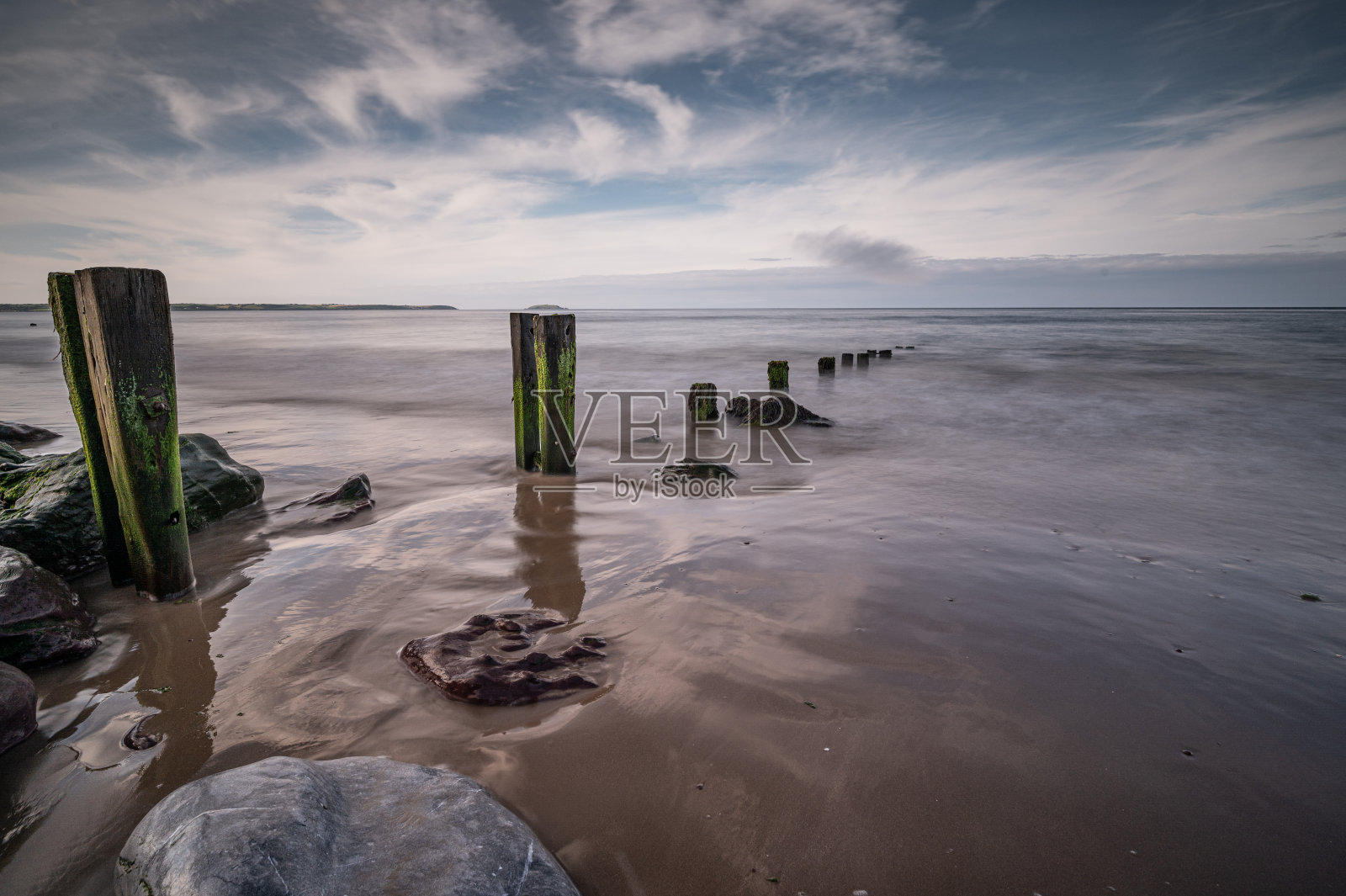 Youghal海滩上的夏夜照片摄影图片