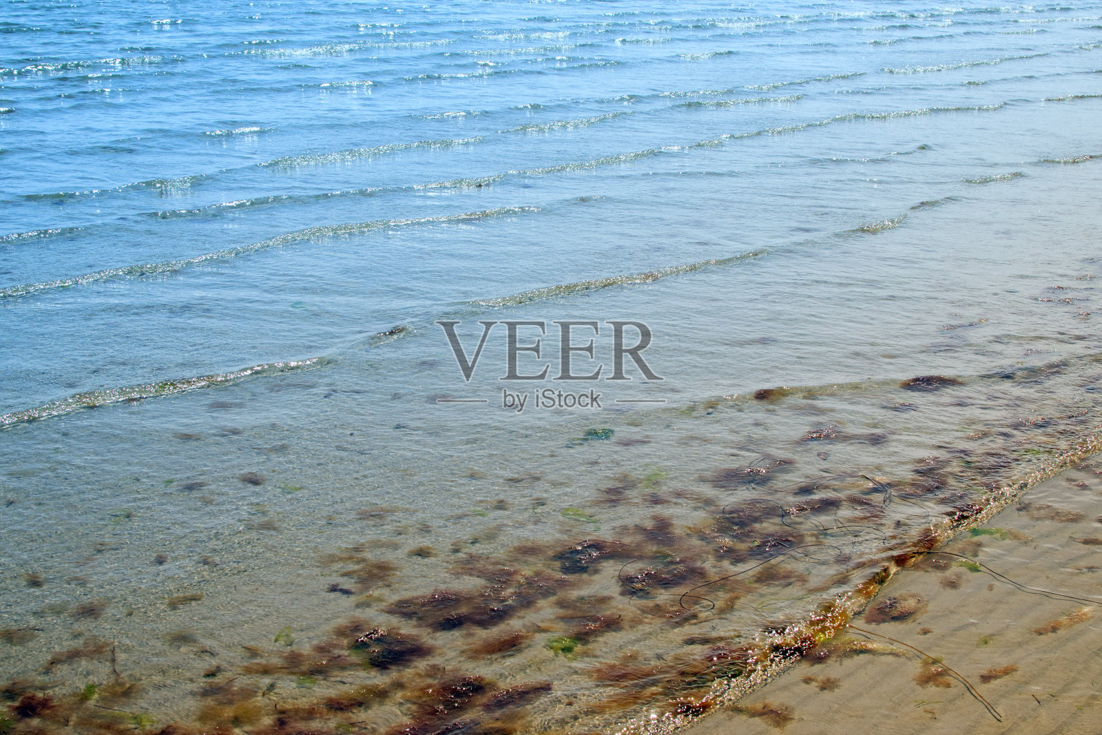 英国康沃尔郡隆罗克的小波照片摄影图片