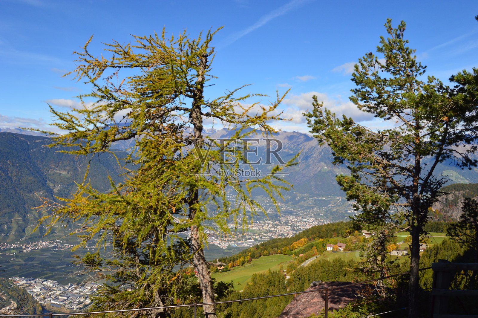 从Knottnkino Southtyrol观看照片摄影图片