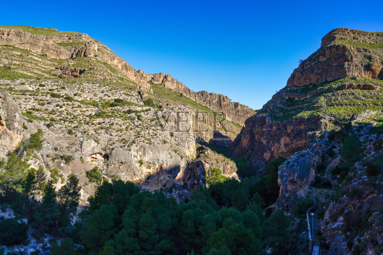 位于西班牙穆尔西亚地区切萨附近的阿尔马德尼斯峡谷照片摄影图片