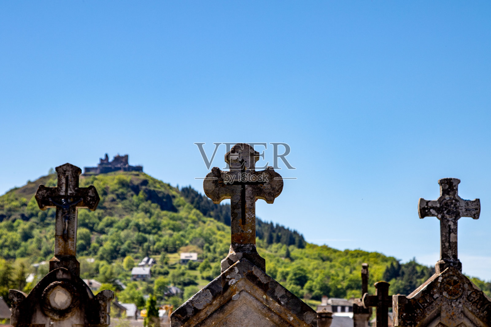 法国奥克西塔尼大区埃斯帕利永的圣希拉里安圣福伊波斯教堂照片摄影图片