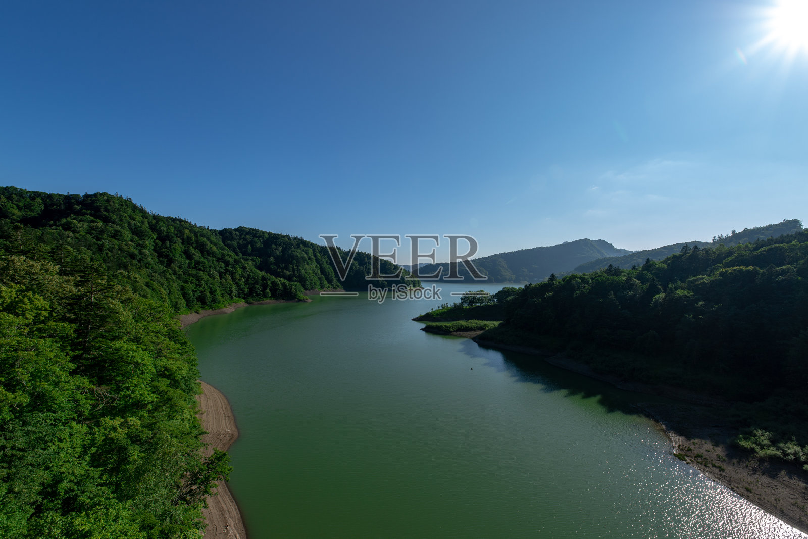 夏天的克泽湖风光照片摄影图片