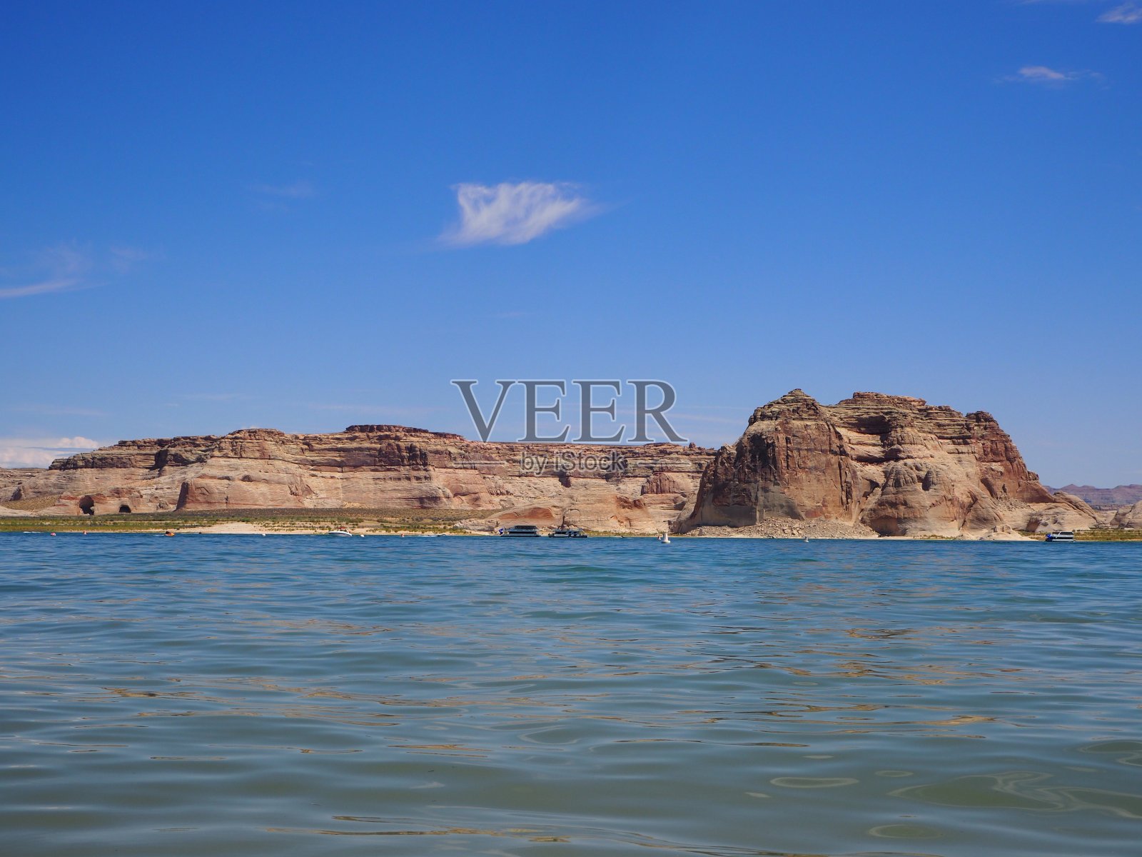 亚利桑那州佩奇的鲍威尔湖。照片摄影图片