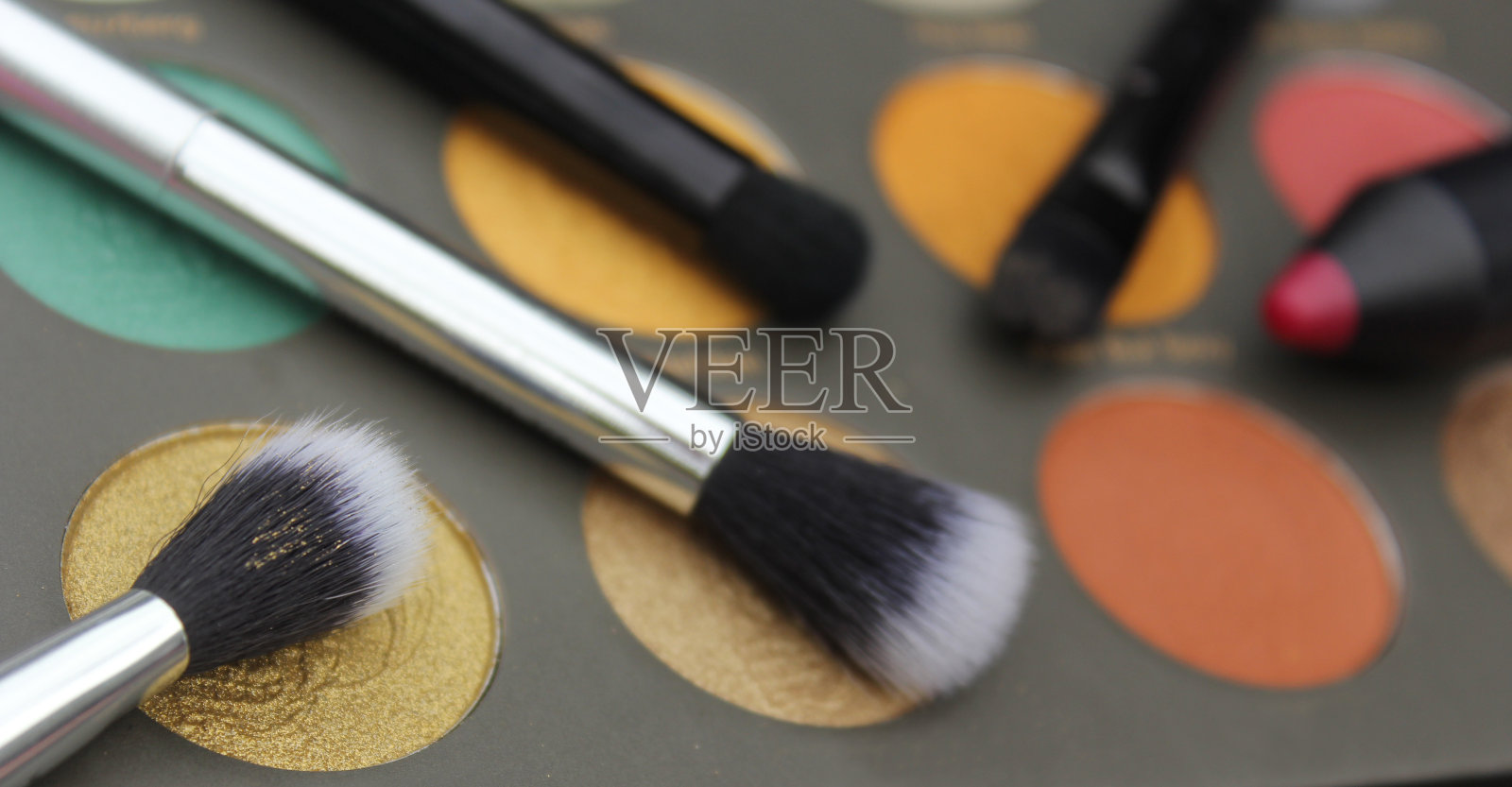 彩色化妆颜料调色板照片摄影图片