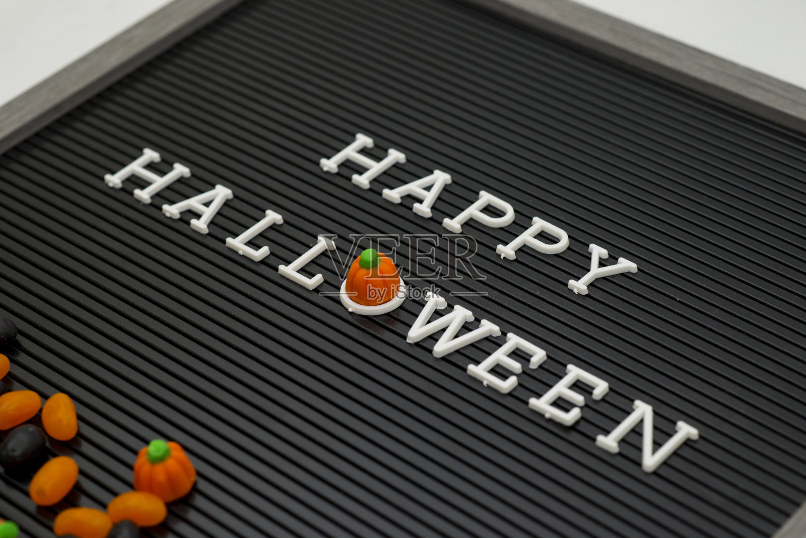 不给糖就捣蛋照片摄影图片