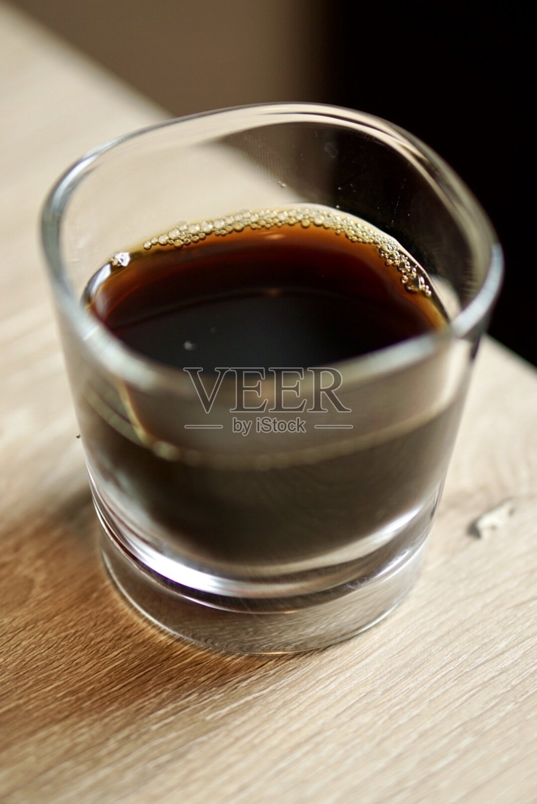 冰冷的啤酒照片摄影图片