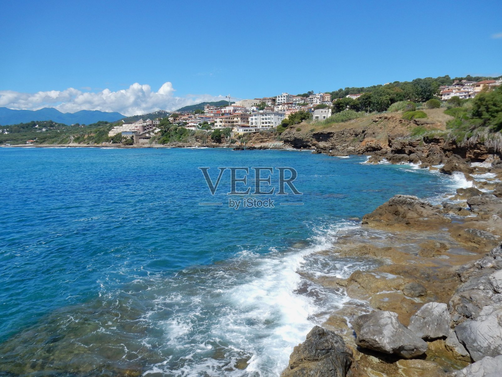 从悬崖上看风景照片摄影图片