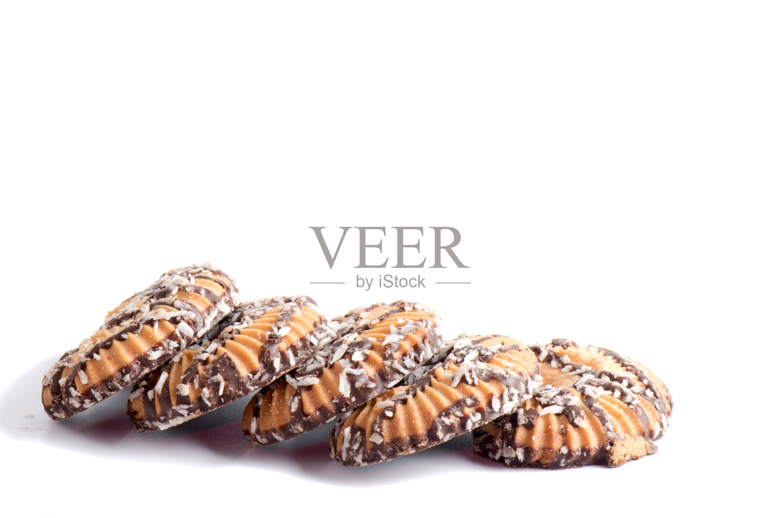 白色背景上的脆饼照片摄影图片