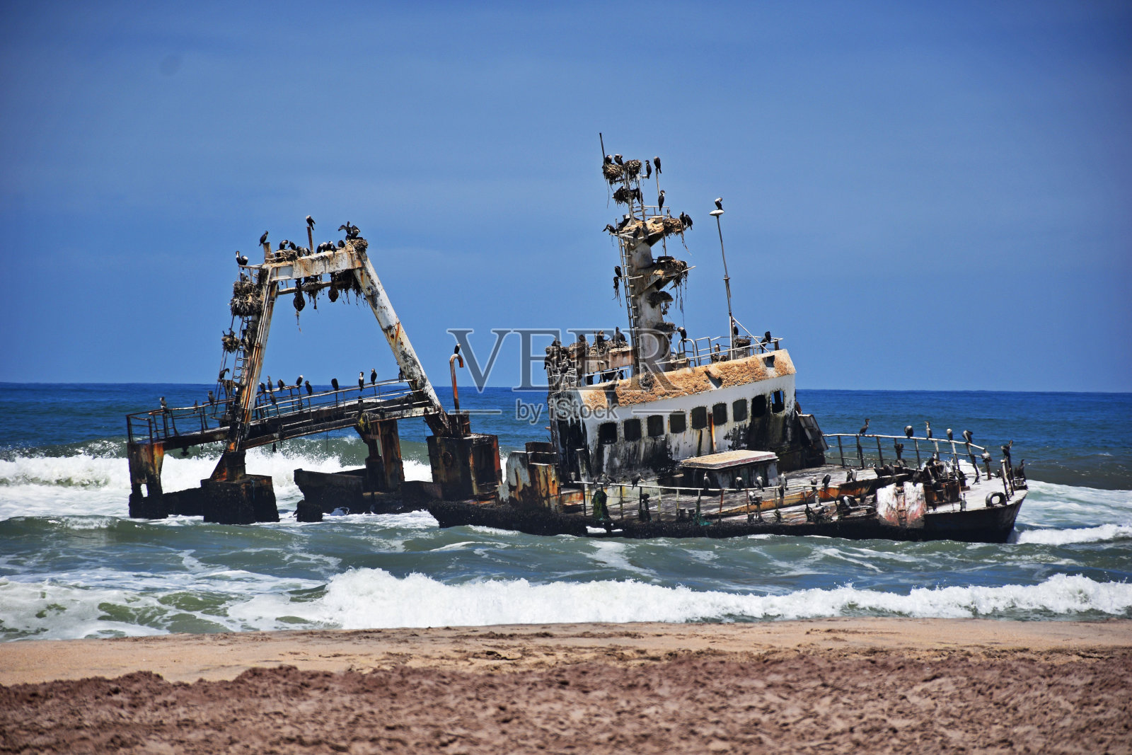 纳米比亚海岸的泽拉沉船照片摄影图片