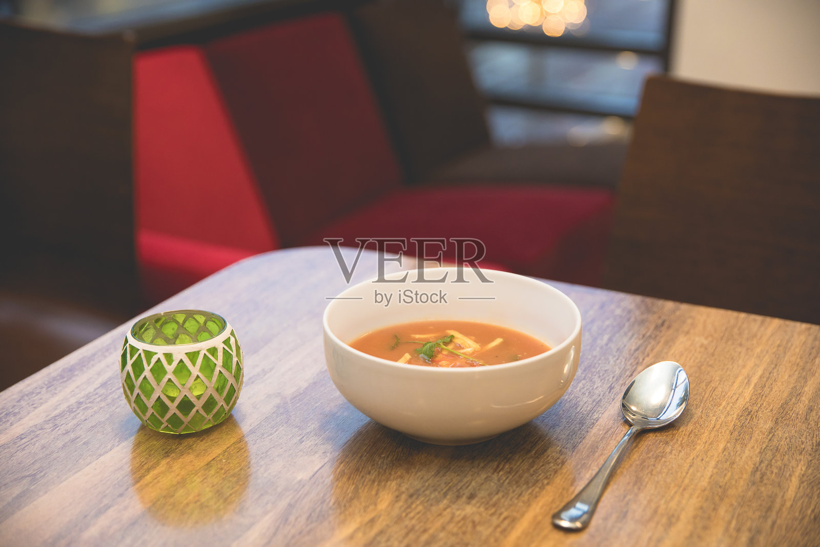 一碗健康的西红柿汤照片摄影图片