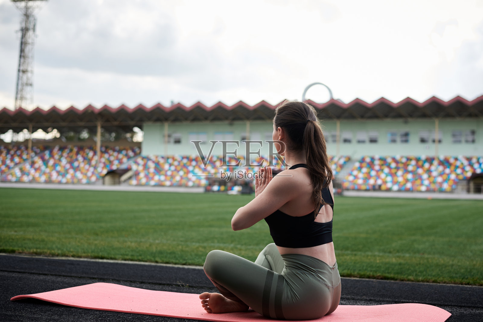 体能训练照片摄影图片
