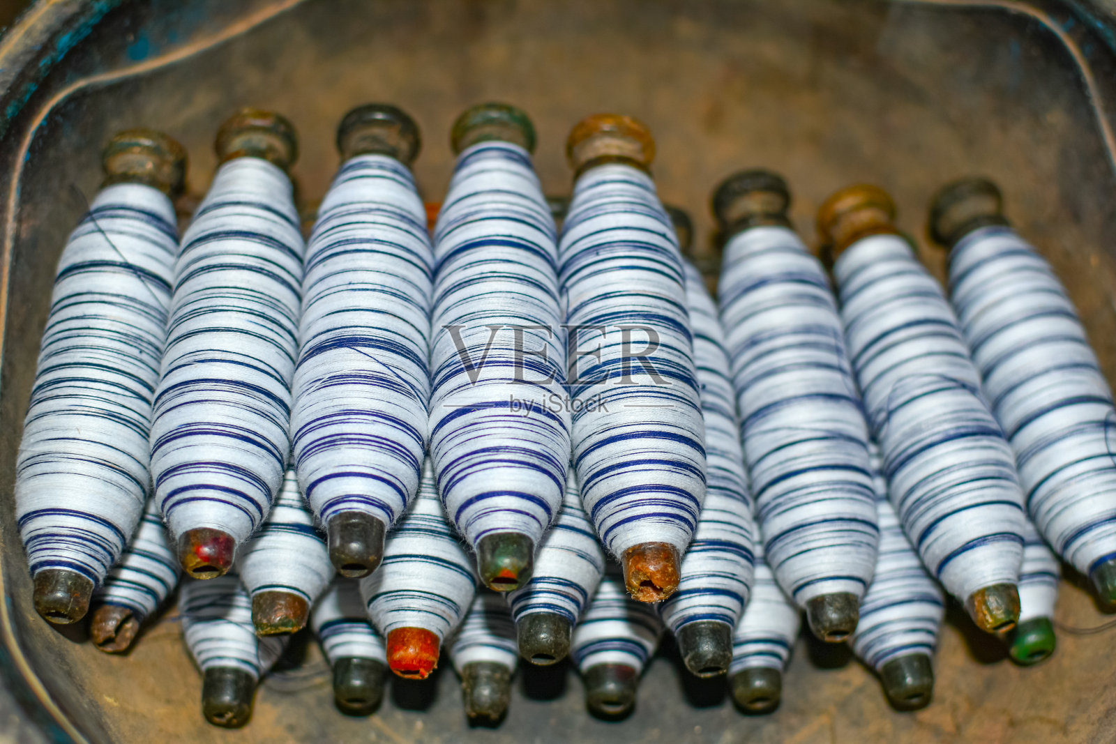 布机的线盒数量。照片摄影图片