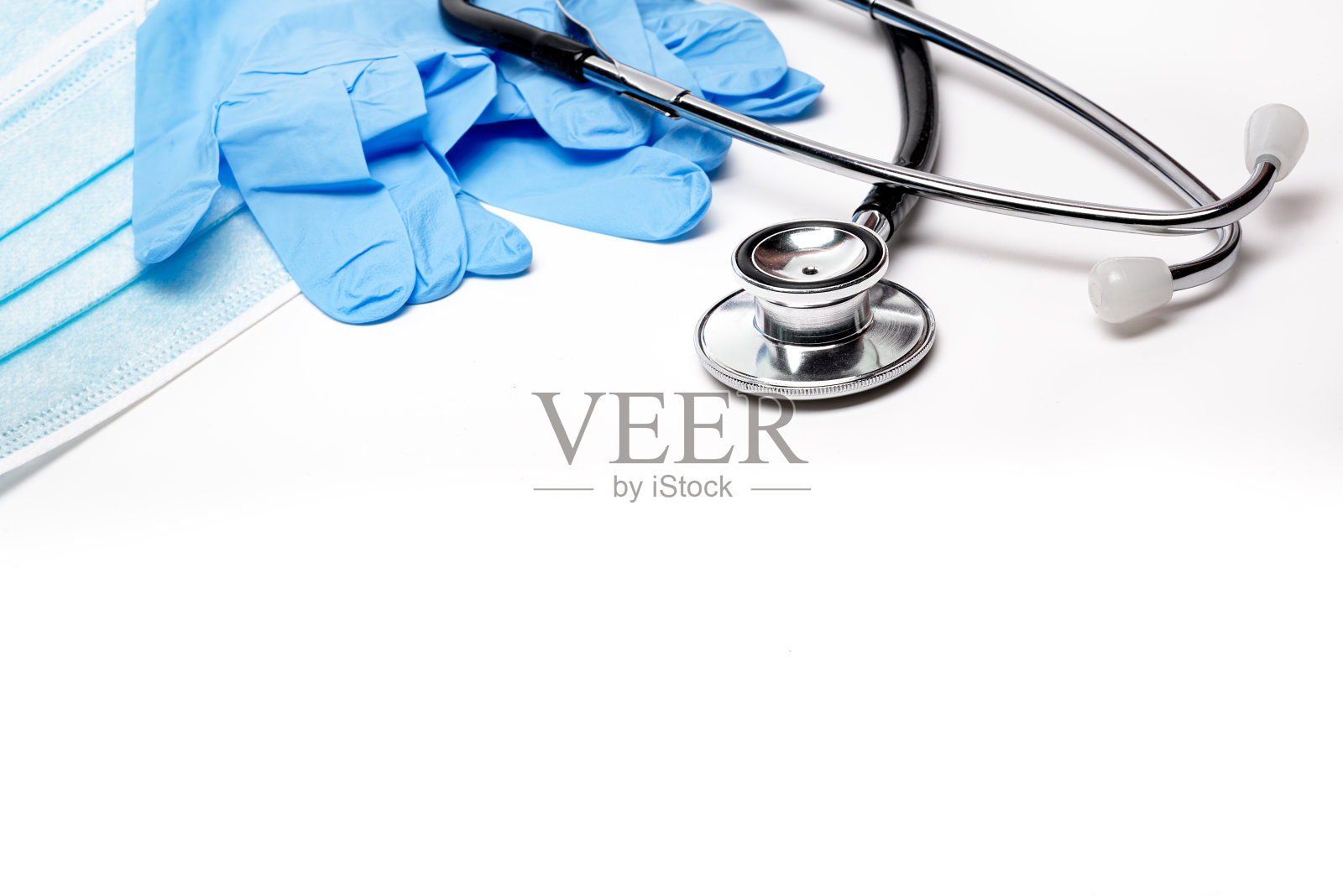 医用口罩、手套、听诊器照片摄影图片