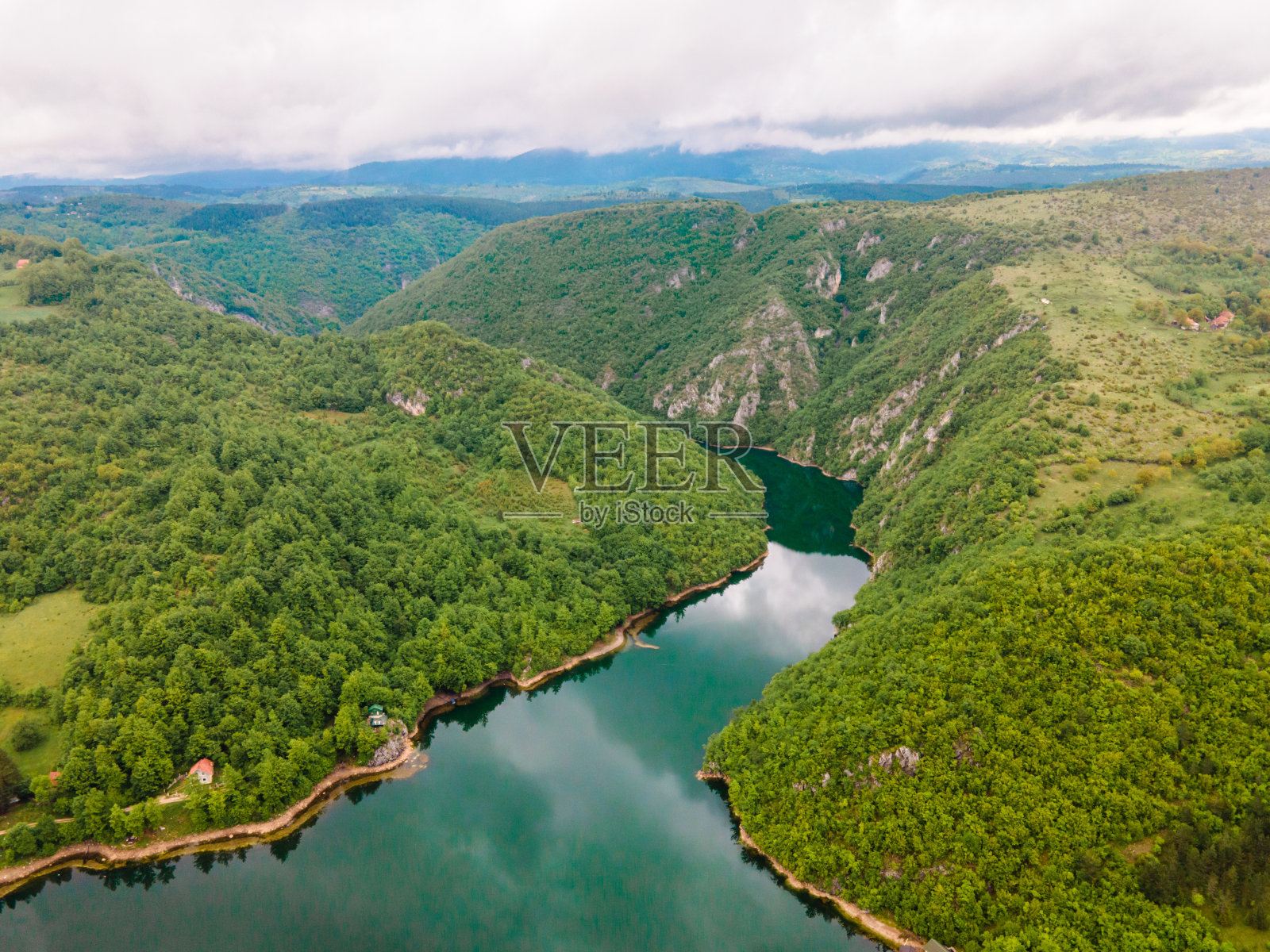 一山一水的风景照片照片摄影图片
