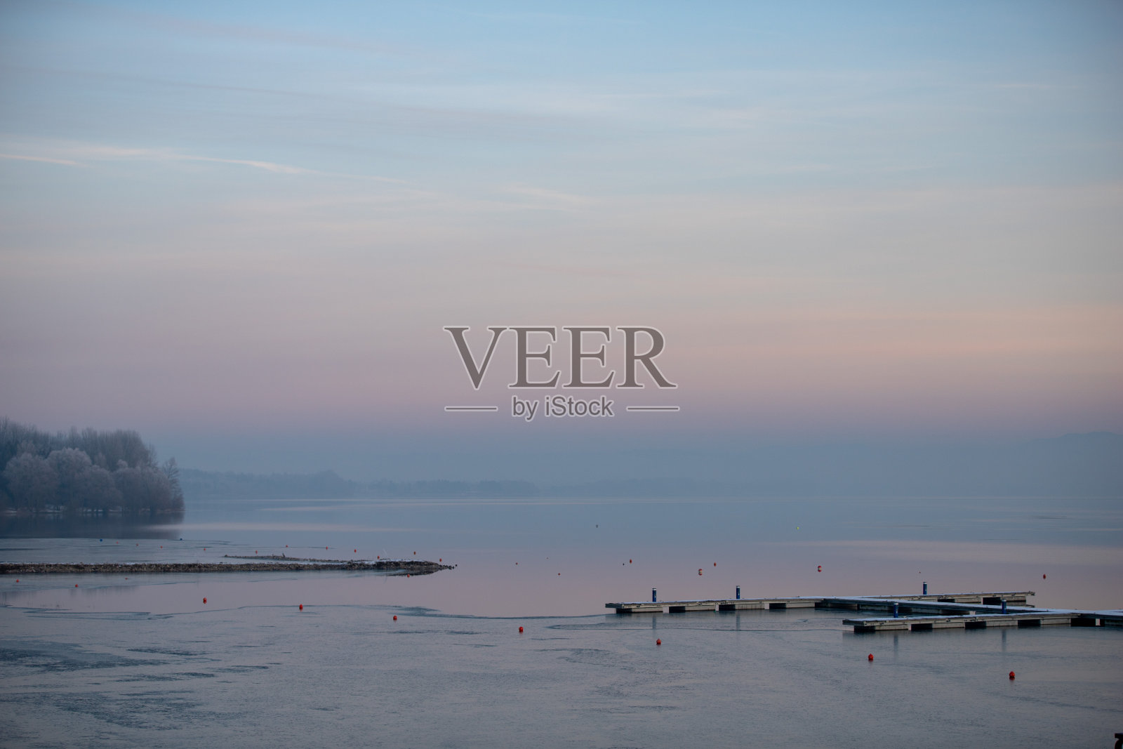 冬天的湖照片摄影图片