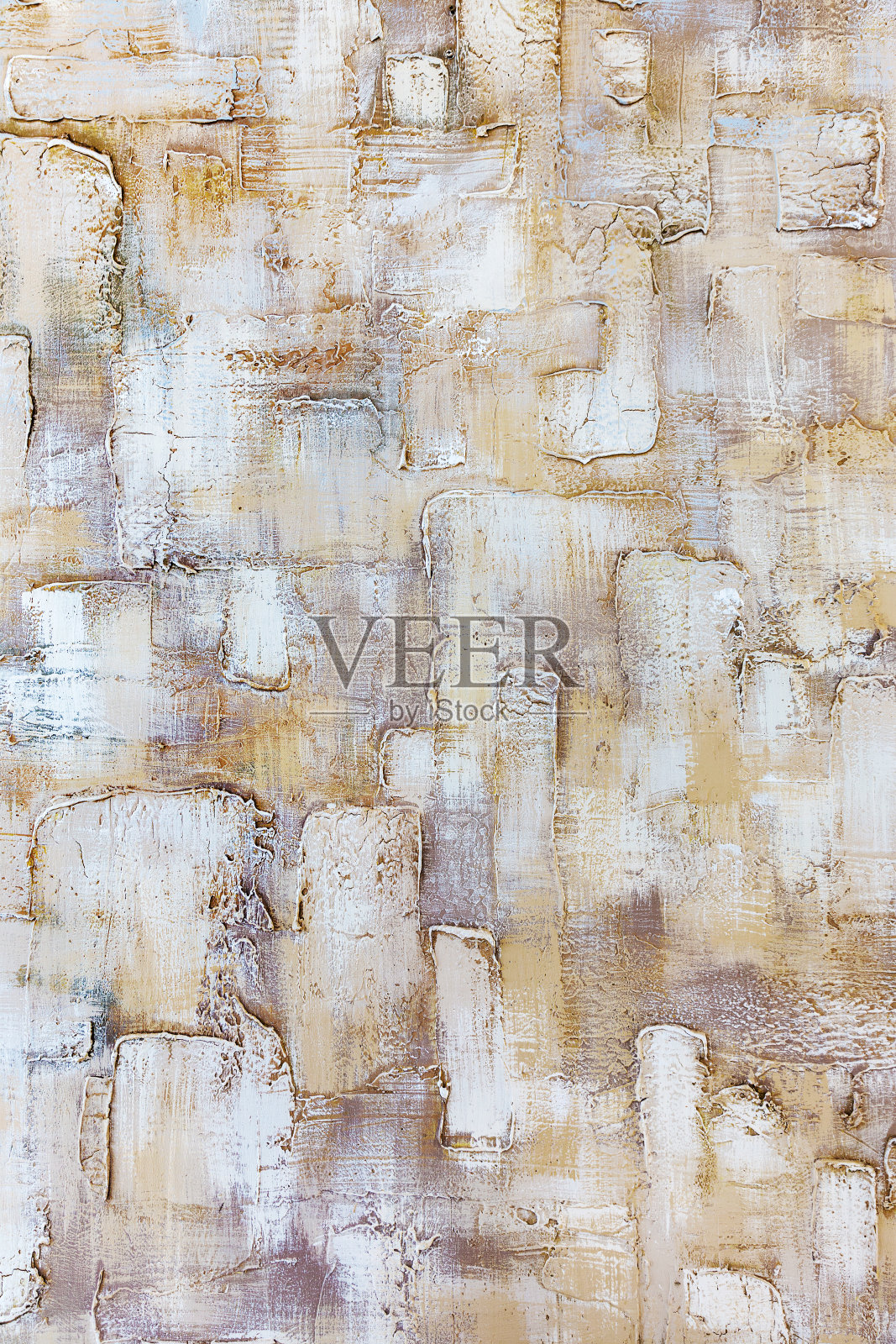 抽象的创意背景，旧的裂缝油漆在混凝土墙上的混乱笔触。旧的表面有油漆痕迹，风化，划痕和设计裂缝照片摄影图片