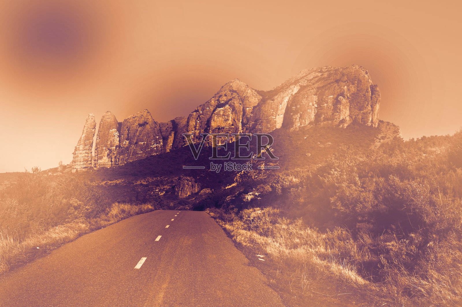 西班牙荒废的道路照片摄影图片