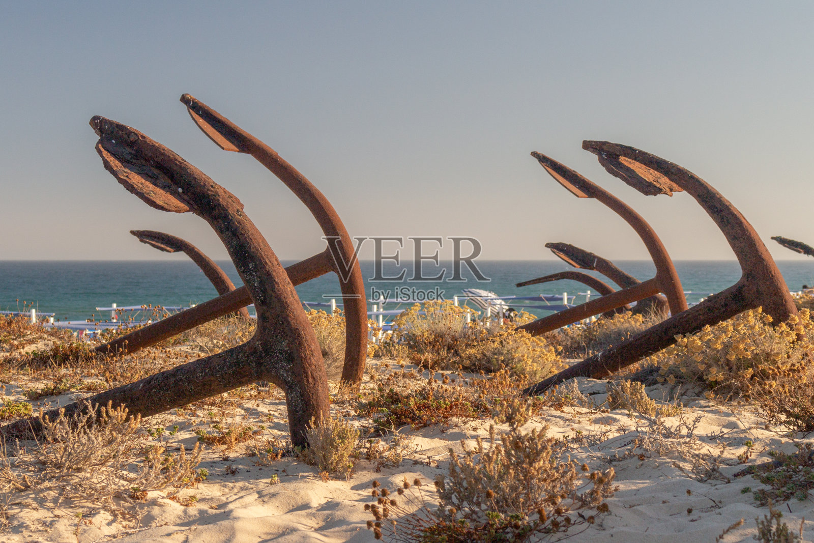 葡萄牙Praia do Barril海滩的锚墓照片摄影图片