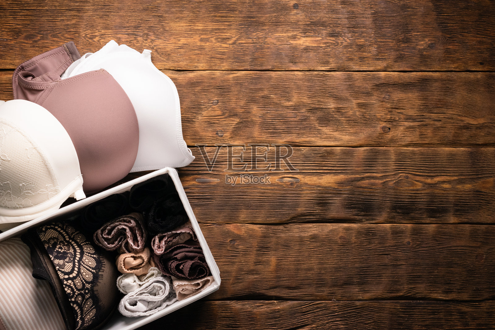 女人的内衣。照片摄影图片