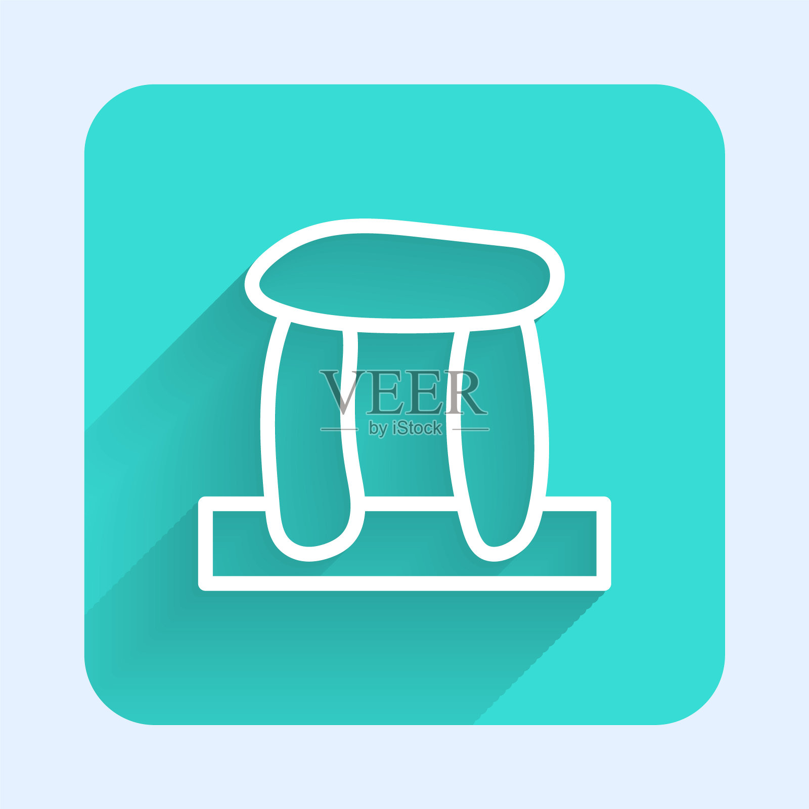 白线巨石阵图标孤立有长长的阴影。绿色广场按钮。向量插画图片素材